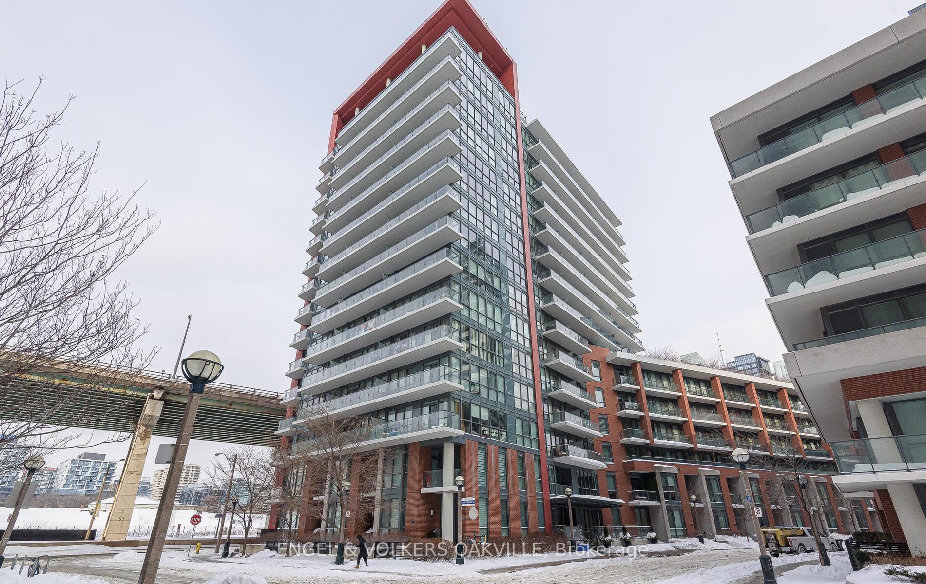 50 Bruyeres Mews Unit 525, Toronto C01