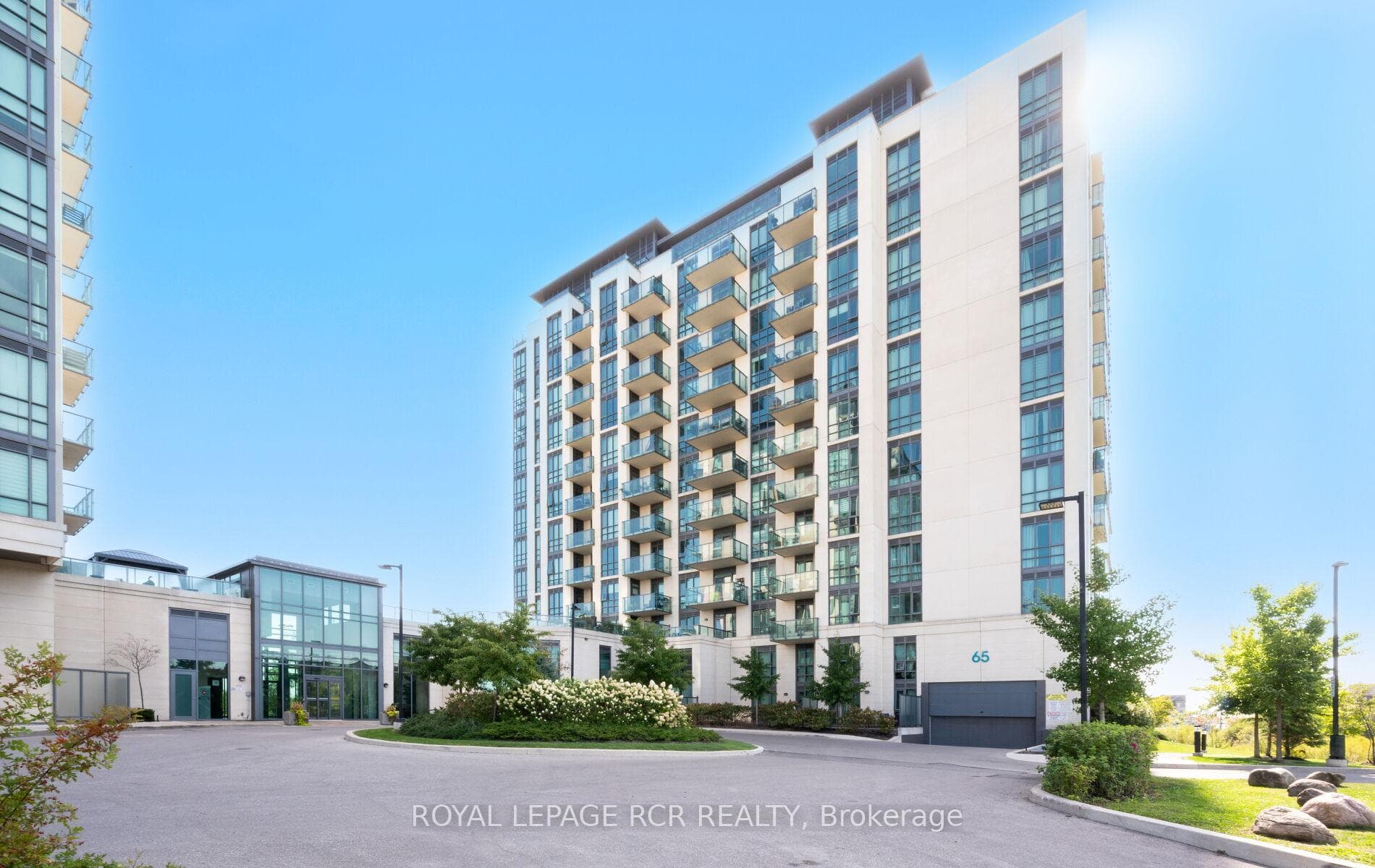 65 Yorkland Boulevard Unit 107, Brampton, ON L4C 9Z4 - Photo 1