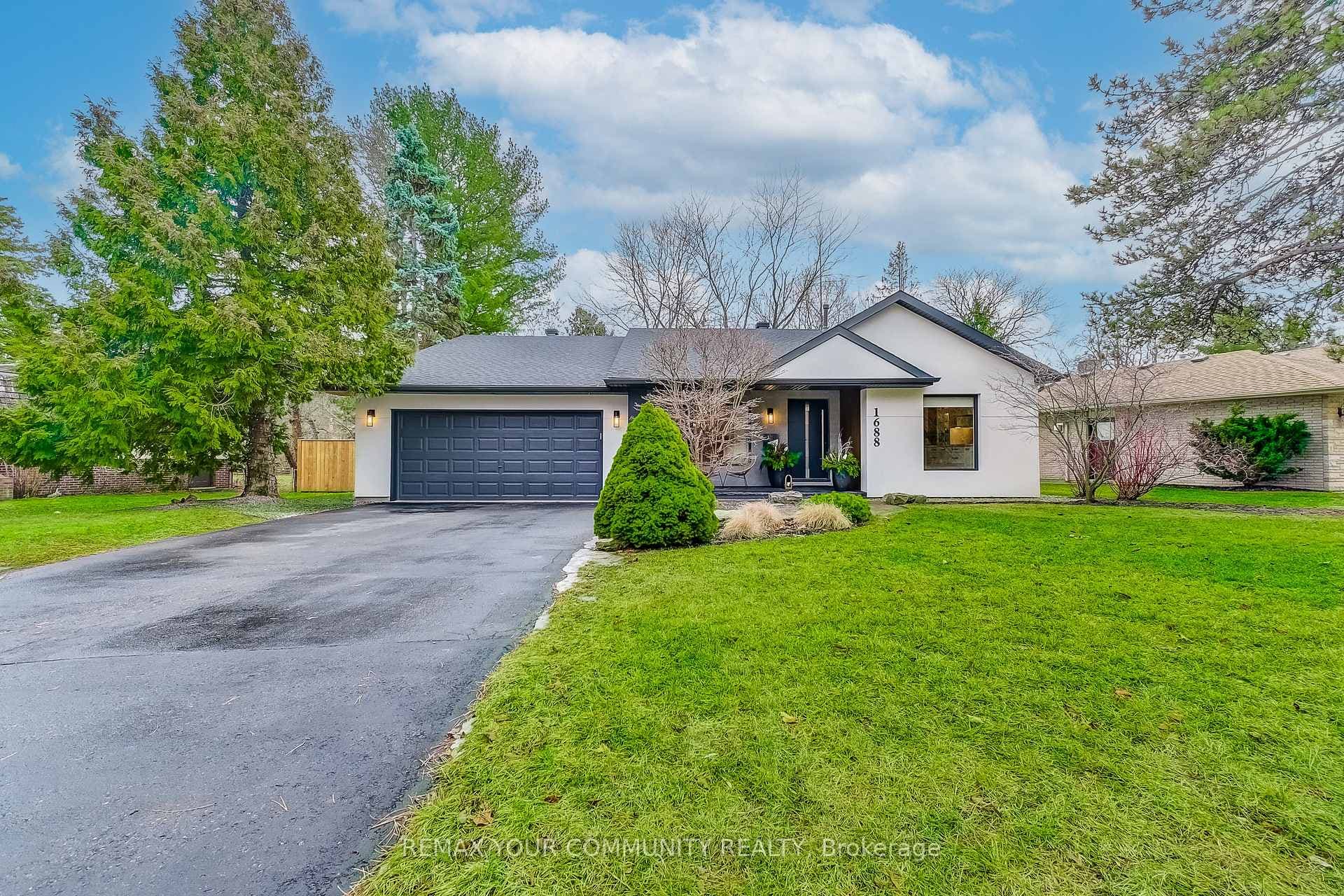 1688 Missenden Crescent, Mississauga, ON L5J 2T4 - Photo 1