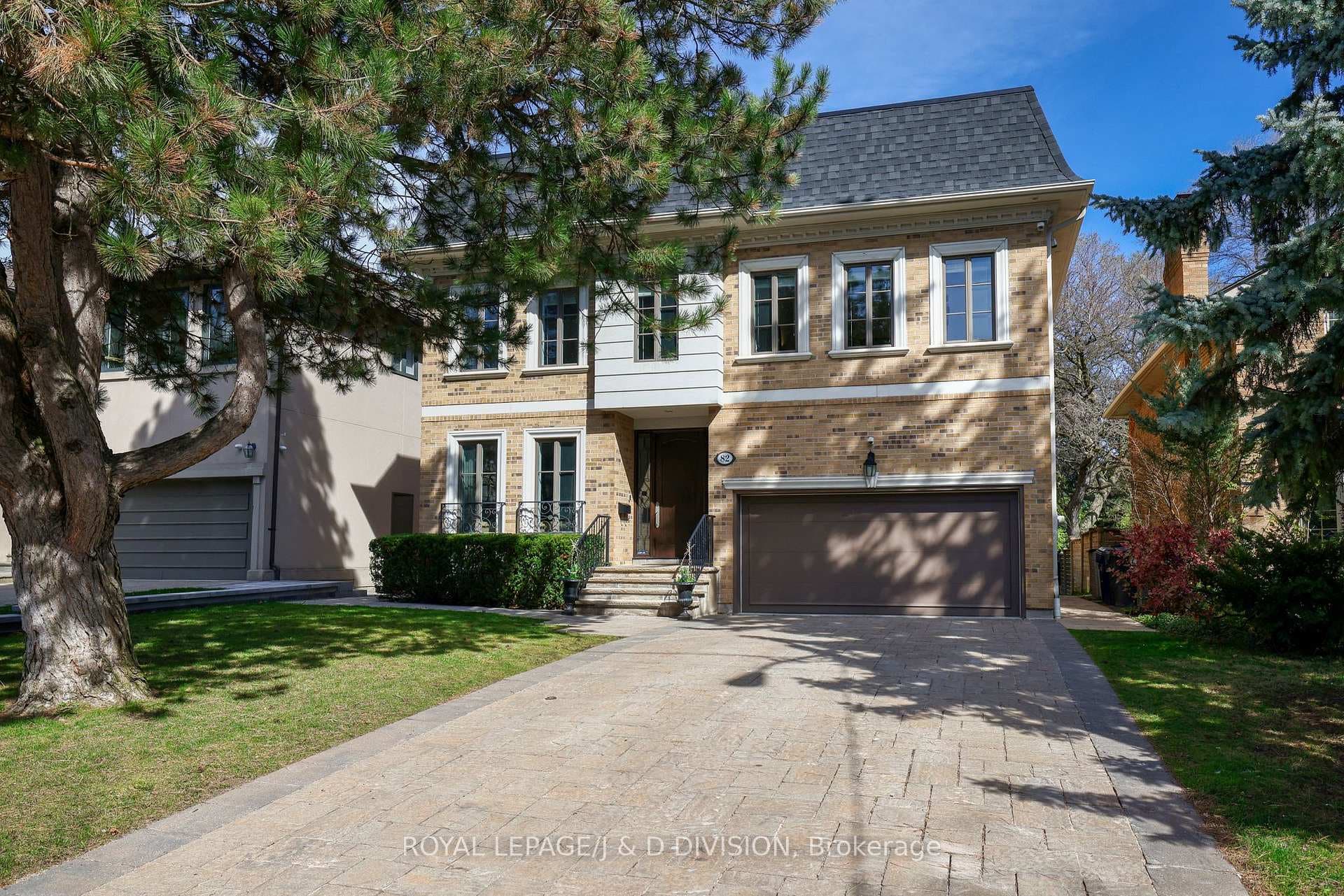82 Munro Boulevard, Bridle Path / York Mills / Hoggs Hollow, ON M2P 1C4 - Photo 1