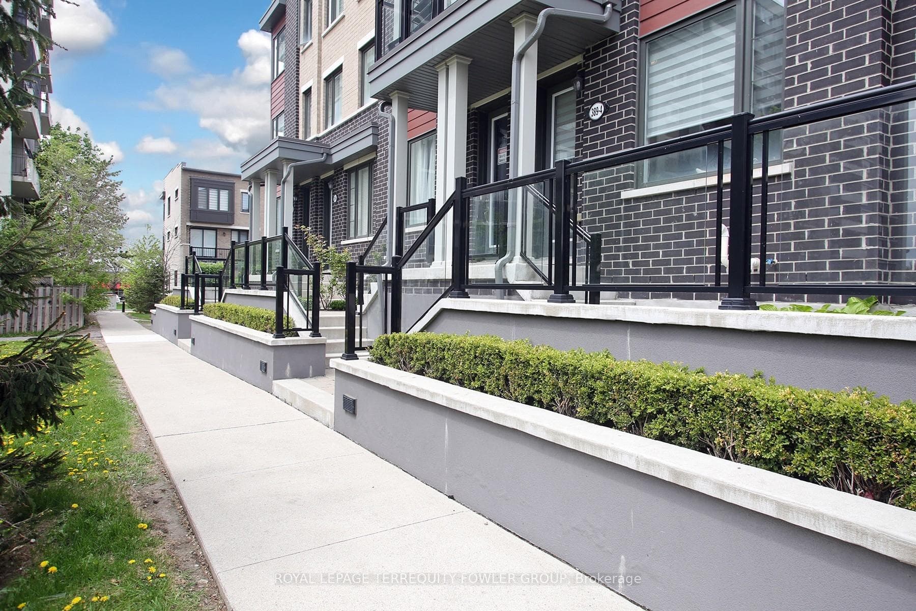 389 The Westway N/A Unit 4, Etobicoke (Kingsview Village / Humber Heights), ON M9R 0B4 - Photo 1