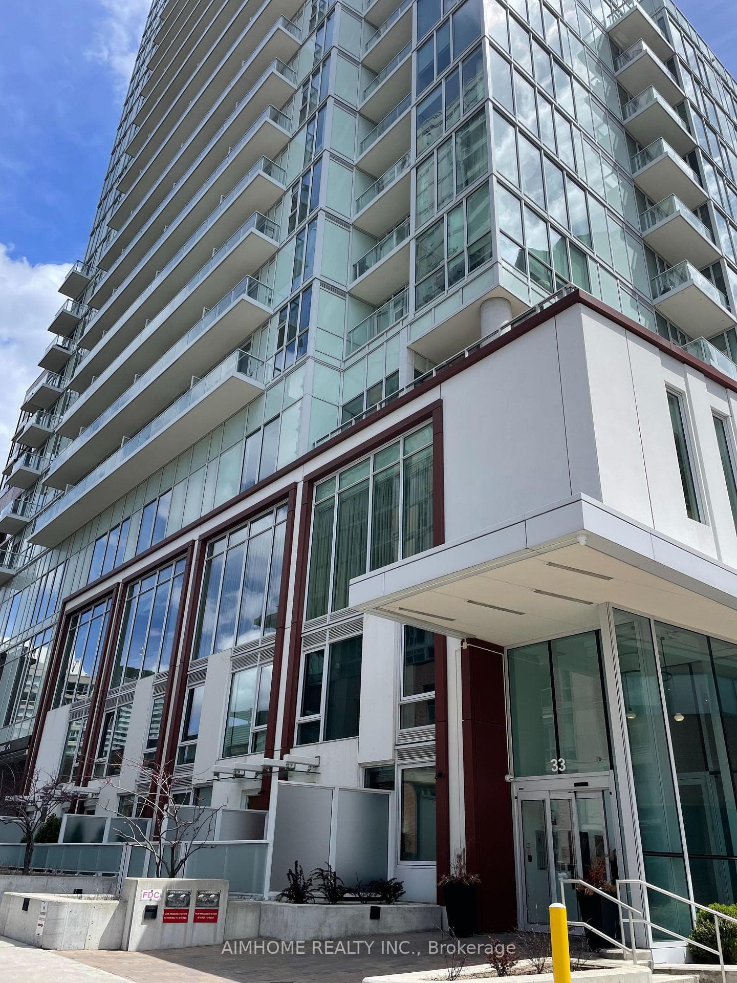33 Helendale Avenue Unit 1613, Forest Hill / Deer Park, ON M4R 0A4 - Photo 1