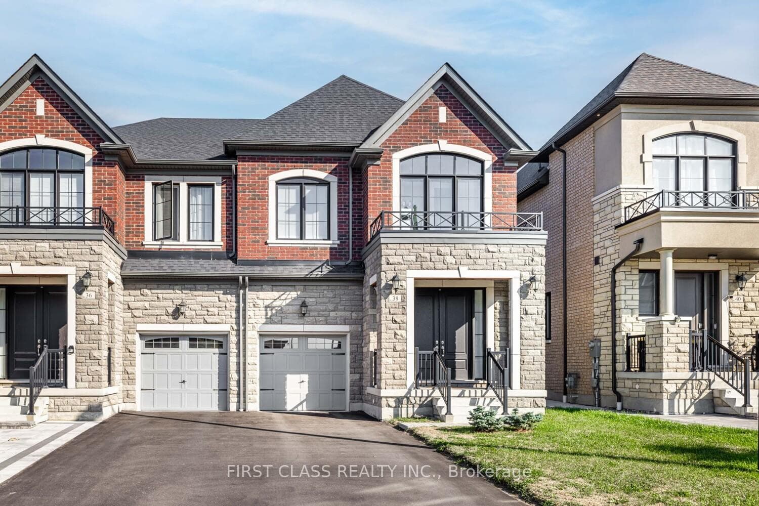 38 Hewison Avenue, Richmond Hill, ON L4S 0J1 - Photo 1