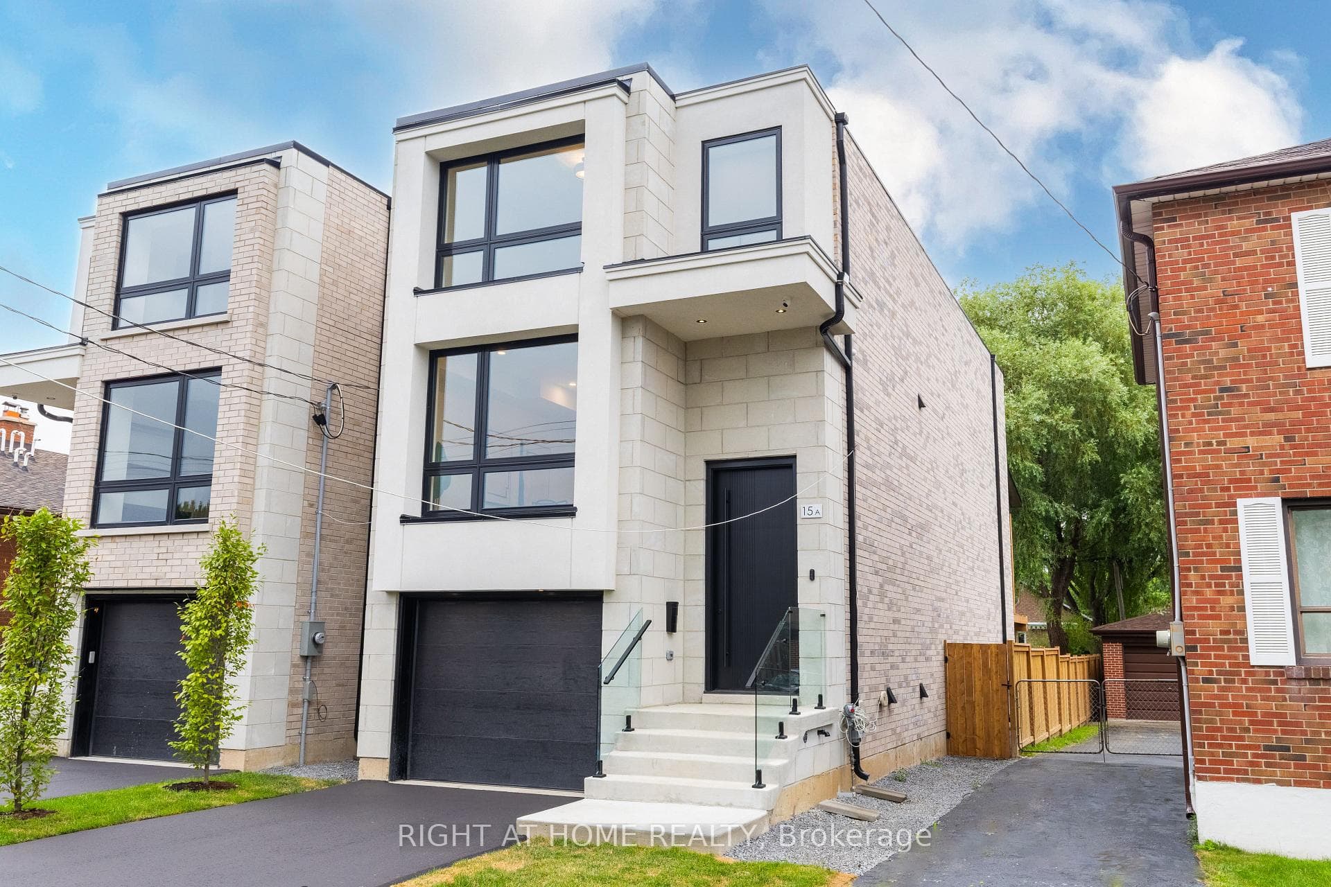 15A ROSEMEADE Avenue, Corso Italia / Dufferin Grove, ON M8Y 3A2 - Photo 1