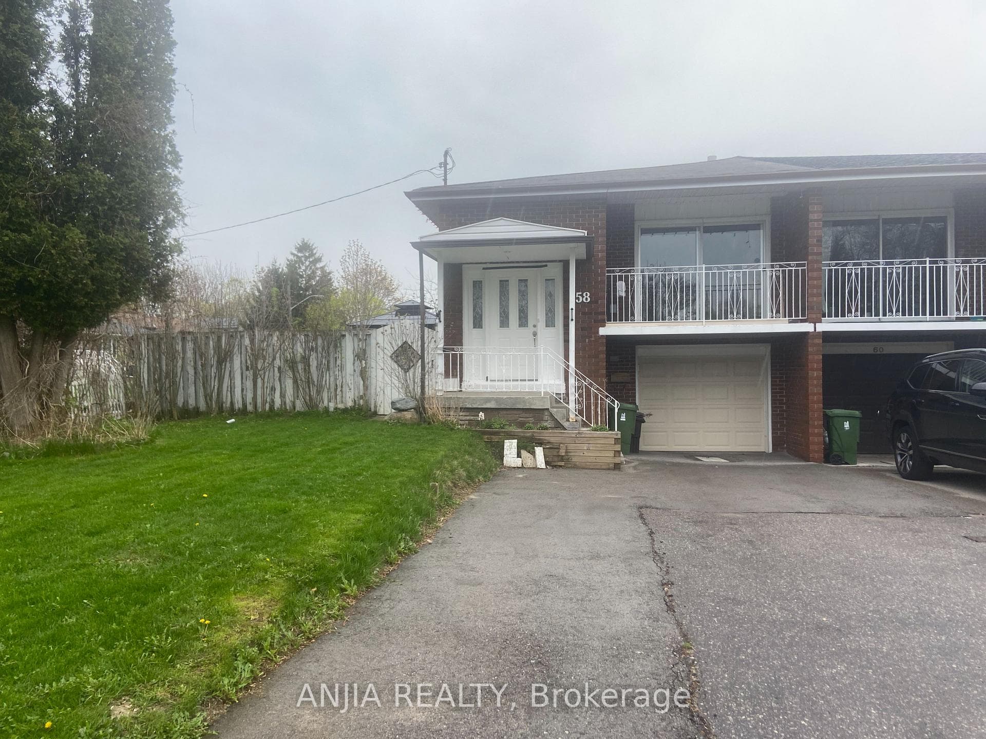 58 Kitchener Road Unit Main#2, Rouge / Port Union / Malvern, ON M1E 2X5 - Photo 1