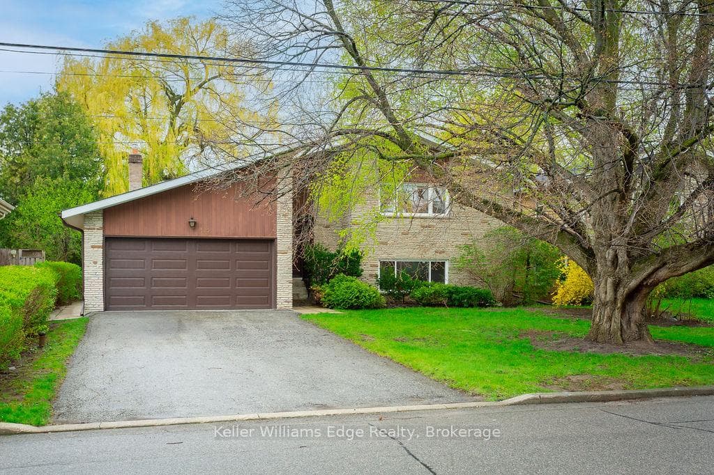 315 Homewood Avenue, Toronto C07
