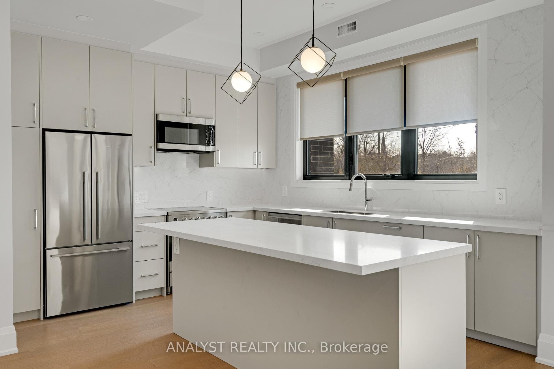 59 Charles Street Unit 7, Newmarket, ON L3Y 3V7 - Photo 1