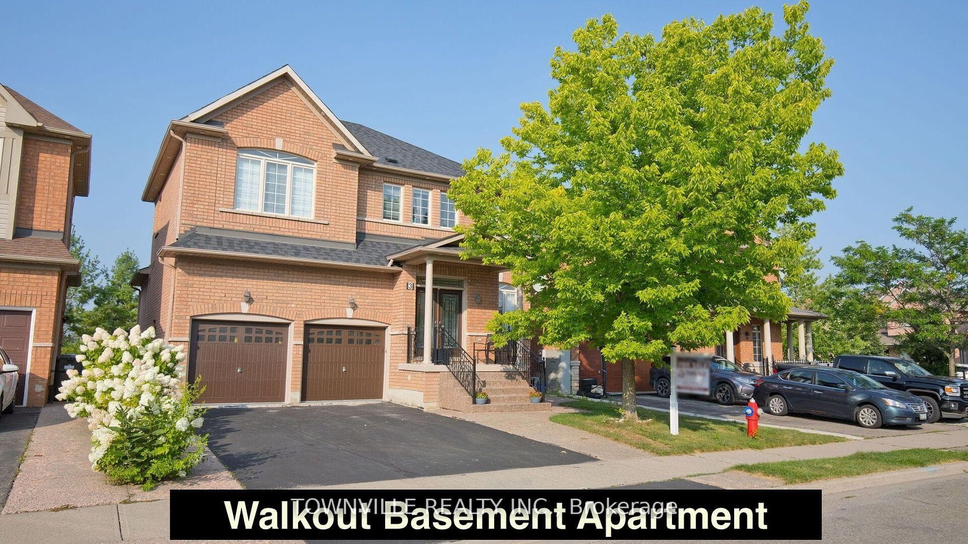 3 Ungava Bay Road, Brampton, ON L6R 3M6 - Photo 1