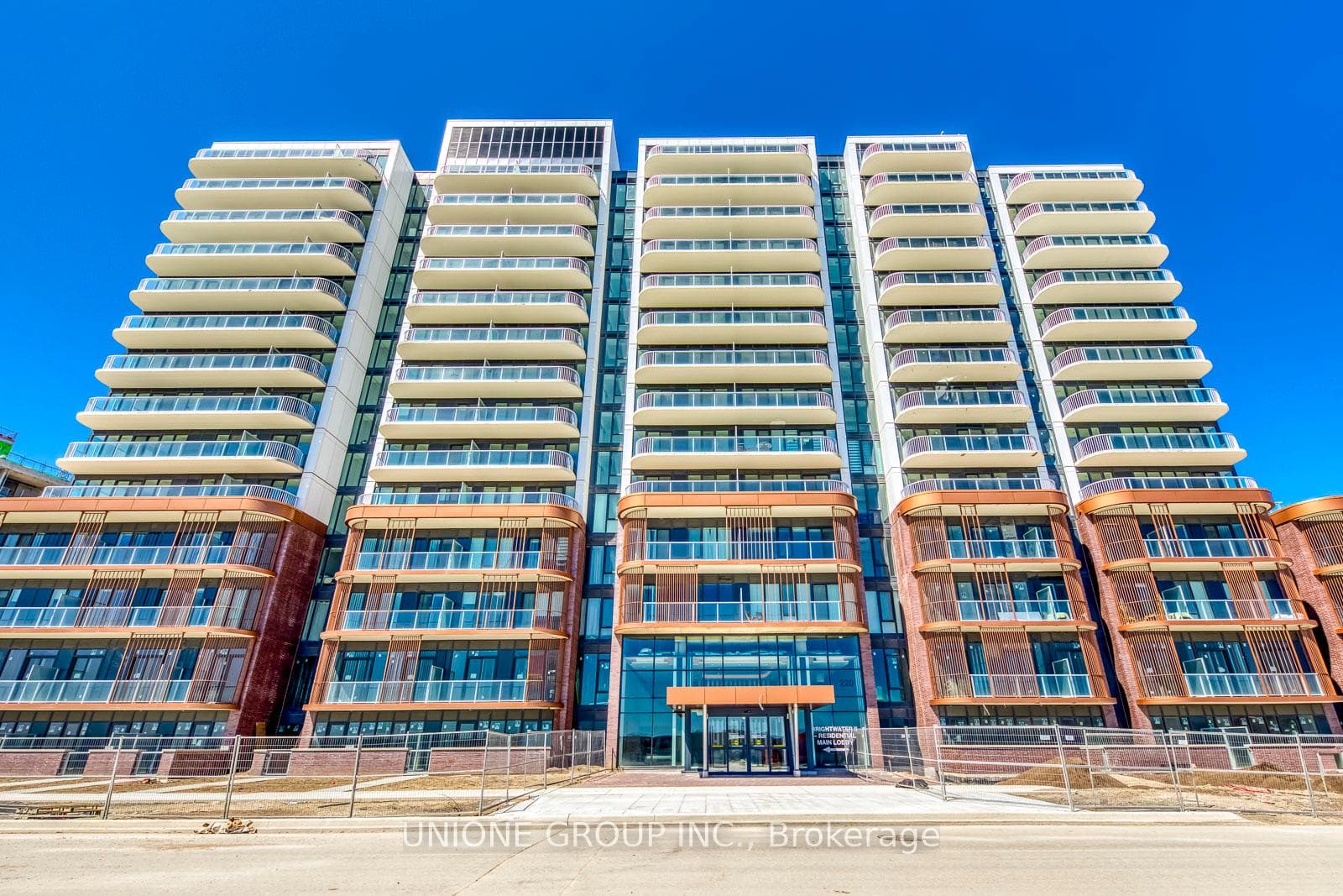 220 Missinnihe Way Unit 1015, Mississauga, ON L5H 0A9 - Photo 1