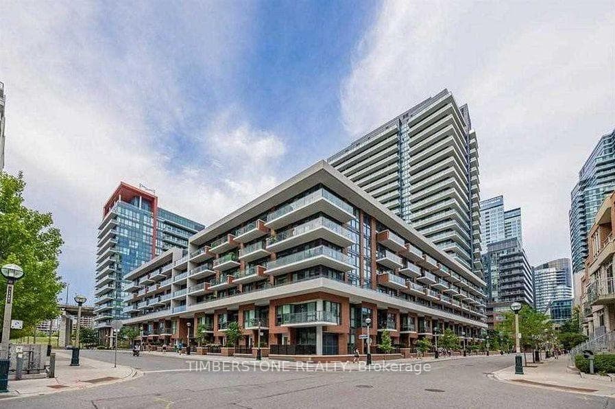 38 Iannuzzi Ave Building