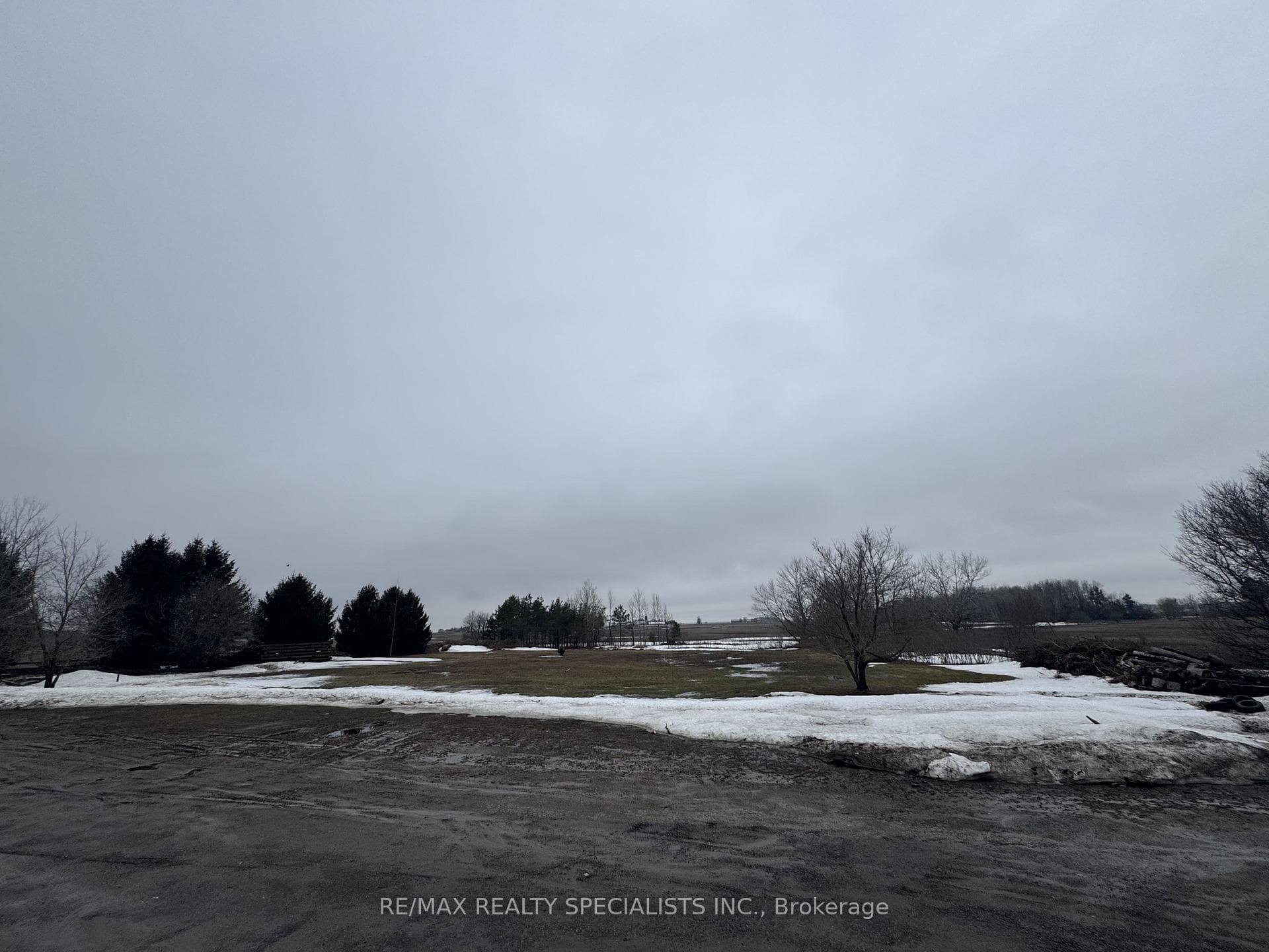 220 Queen Road, Springwater, ON L0L 1P0 - Photo 1