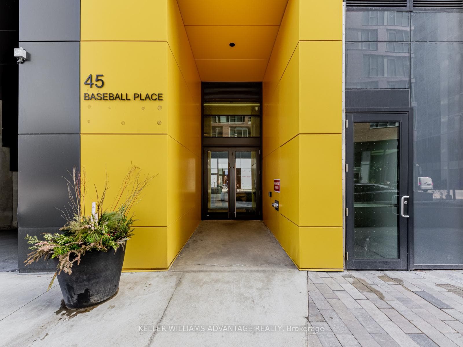 45 Baseball Place Unit 1002, Riverdale / Leslieville, ON M4M 0H1 - Photo 1