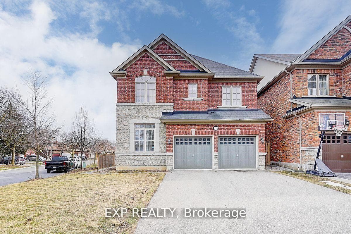 116 Dunlop Street, Richmond Hill, ON L4C 0X1 - Photo 1