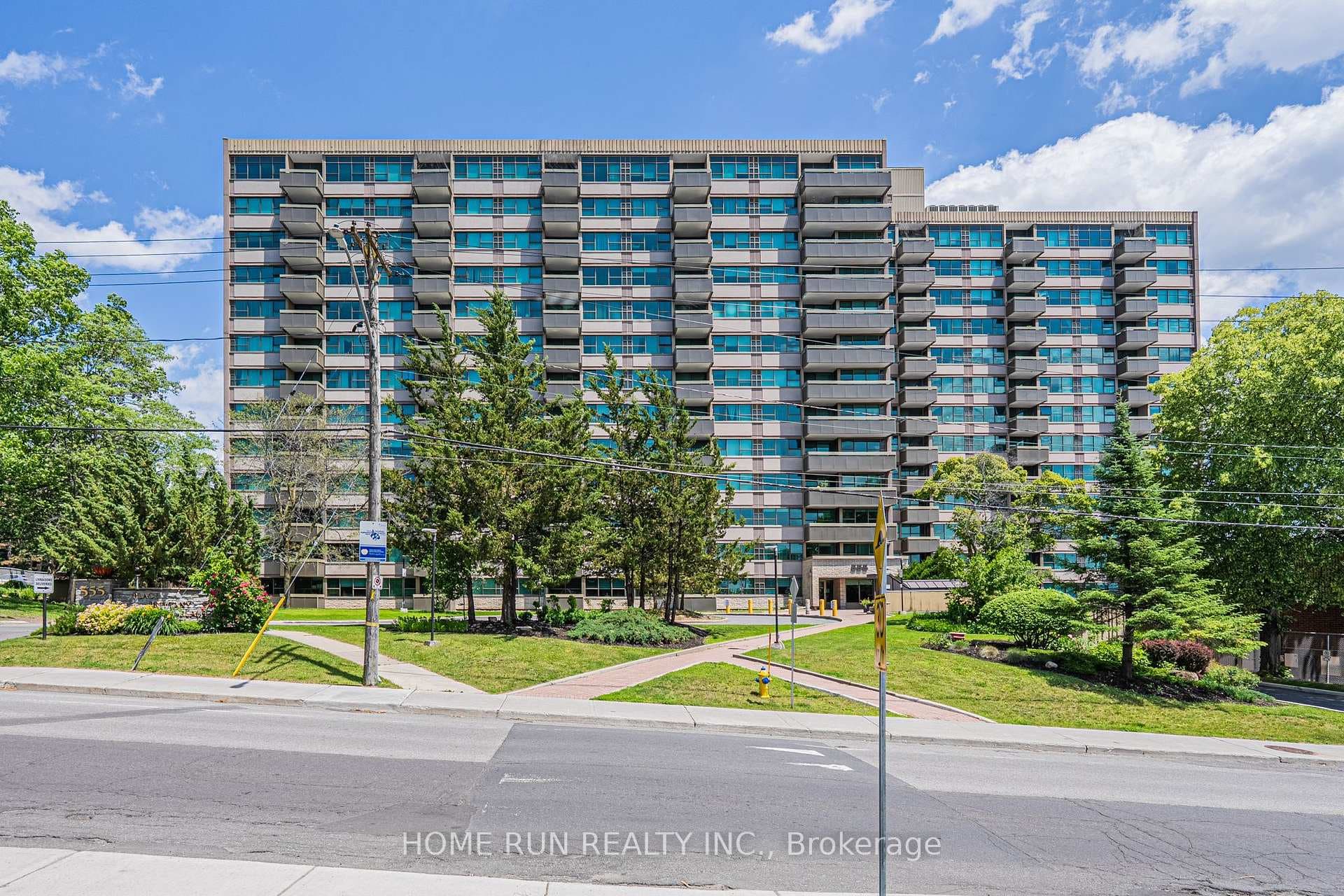 555 BRITTANY Drive Unit 1111, Manor Park - Cardinal Glen and Area