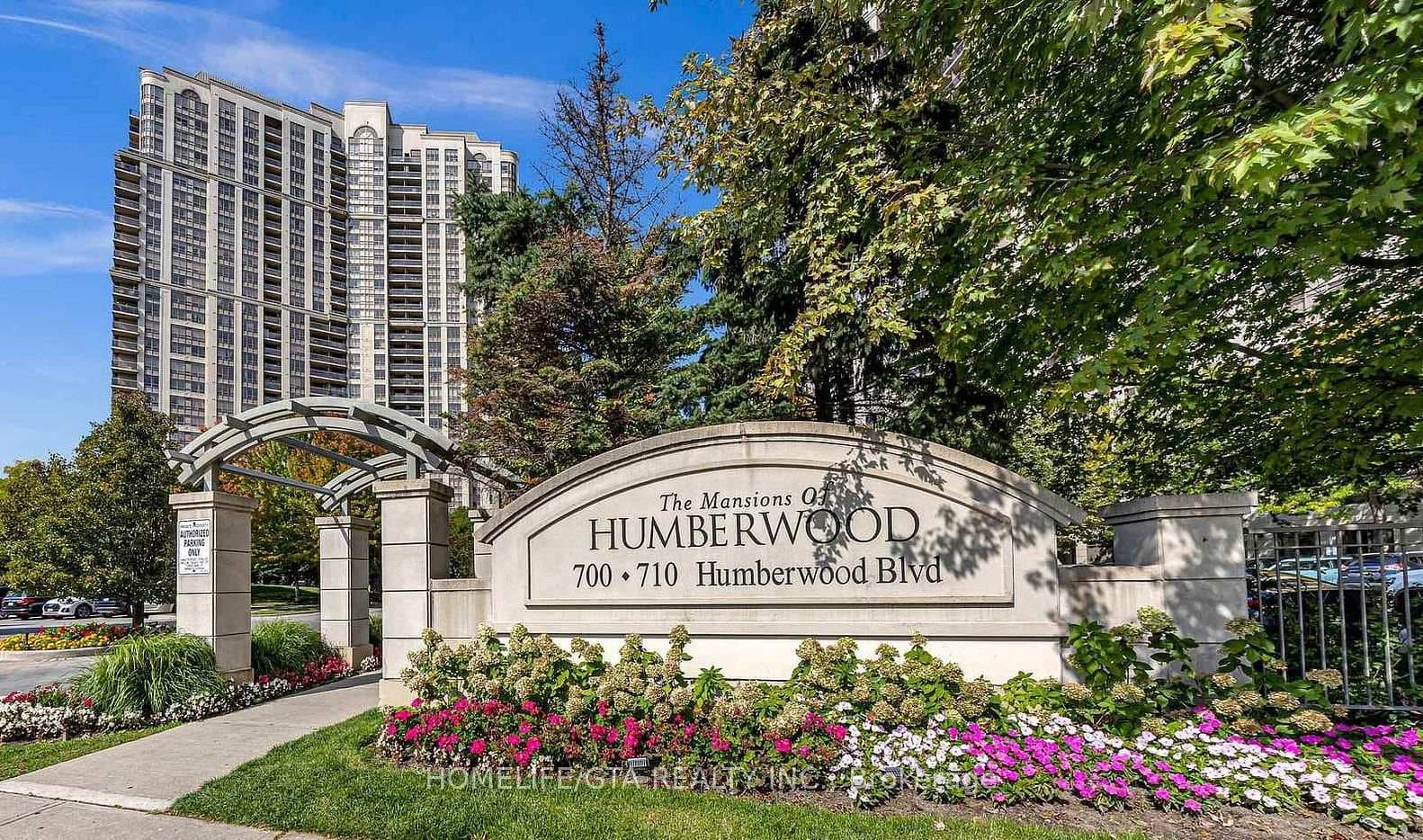 710 Humberwood Boulevard Unit 1112, Etobicoke (West Mall / Rexdale), ON M9W 7J5 - Photo 1