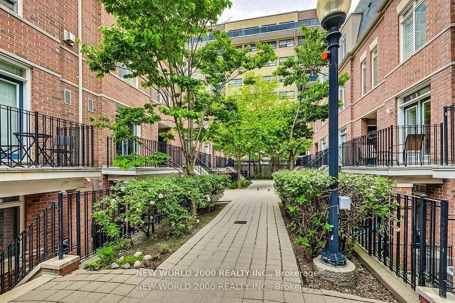 415 Jarvis Street Unit 151, Regent Park / Cabbagetown / St. James Town, ON M4Y 3C1 - Photo 1