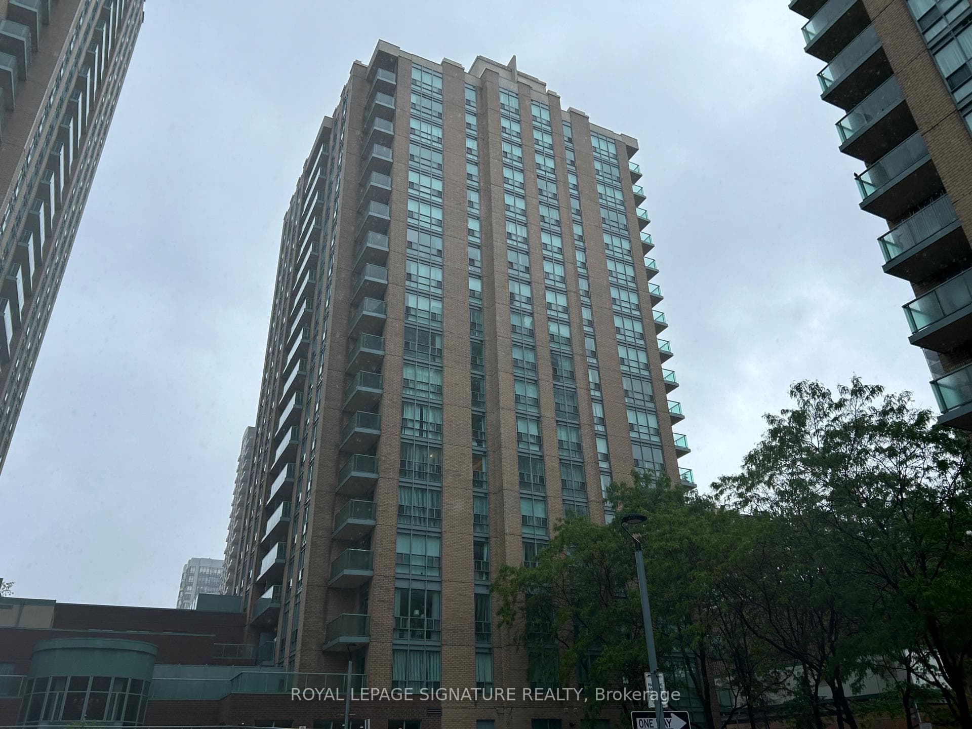 26 Olive Avenue Unit 1505, Willowdale / Newtonbrook, ON M2N 7G7 - Photo 1