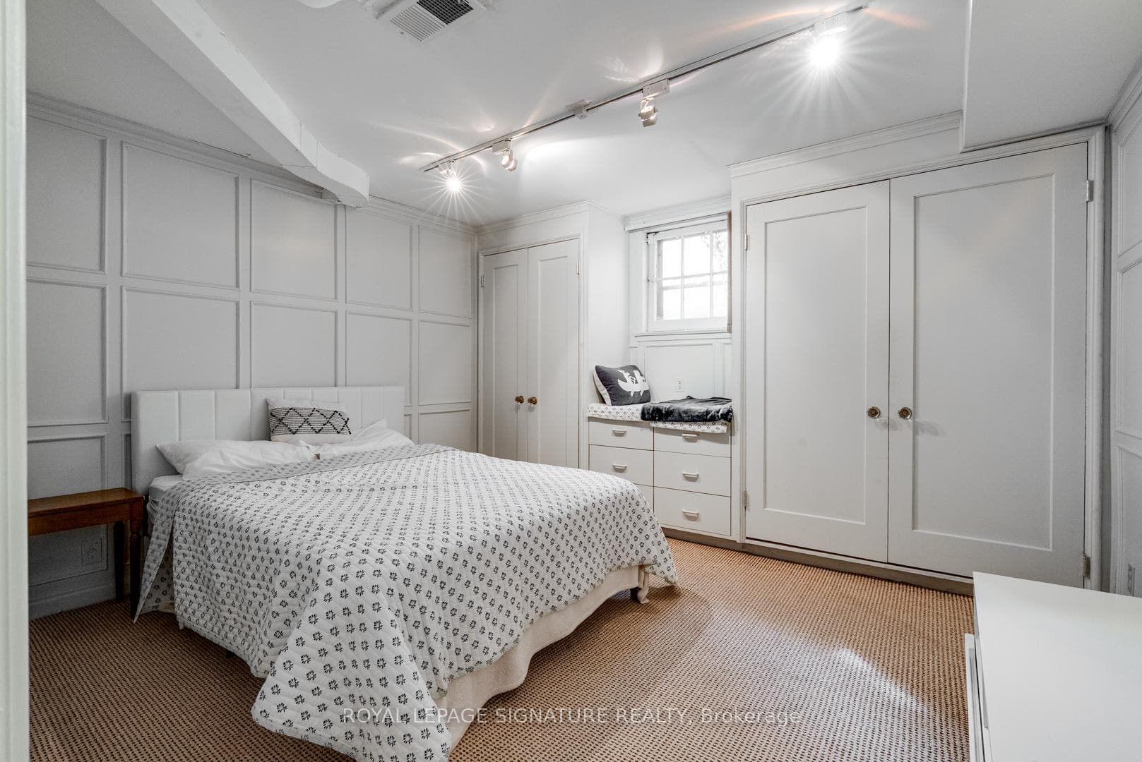 529 Spadina Road Unit Lower, Forest Hill / Deer Park, ON M5P 2W9 - Photo 1