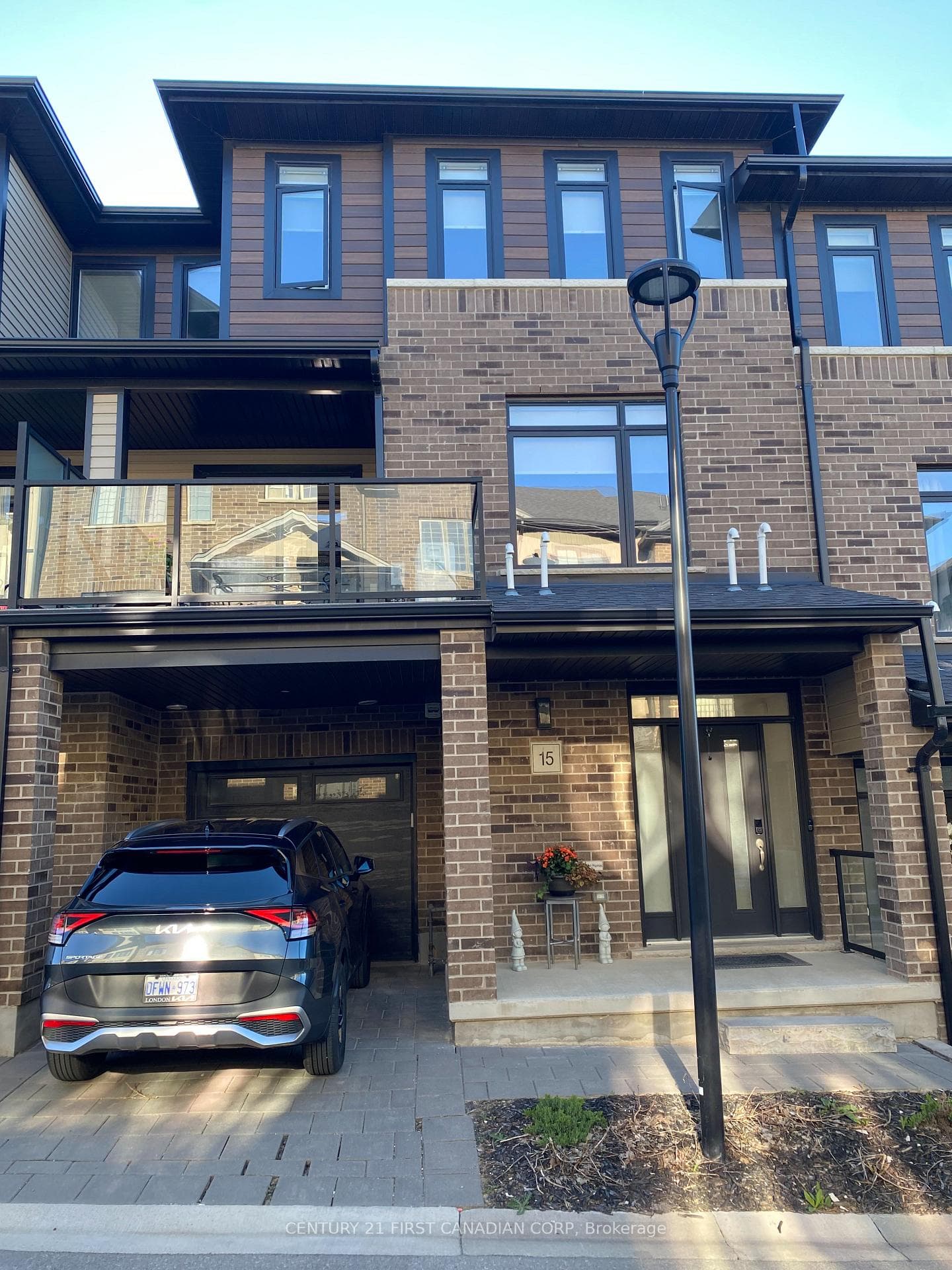 2610 Kettering Place Unit 15, London South, ON N6M 0J4 - Photo 1