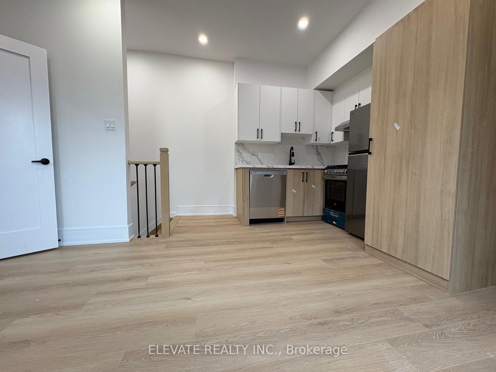 70 Lansdowne Avenue Unit 3, High Park / Junction / Roncesvalles, ON M6K 2V9 - Photo 1