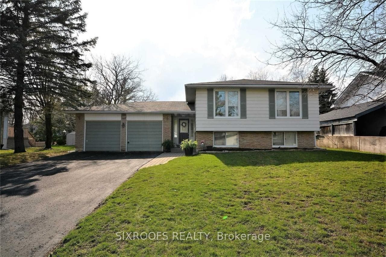 219 Walnut Crescent Unit Main, Barrie, ON L4N 4J7 - Photo 1