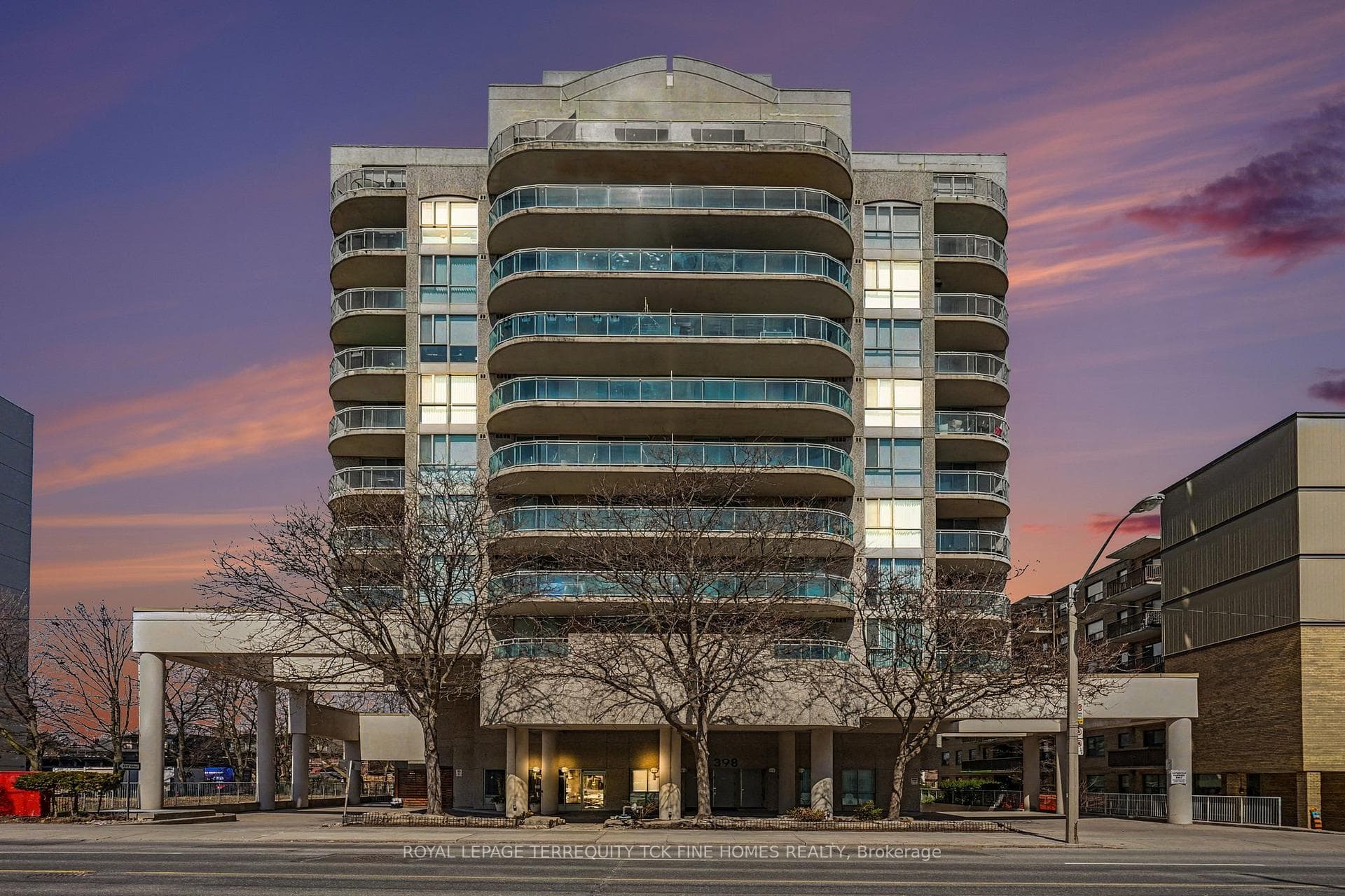 398 Eglinton Avenue Unit 1009, Toronto C10
