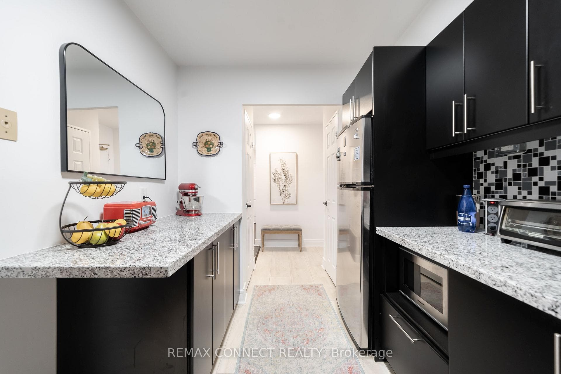 5 Vicora Linkway N/A Unit 407, Flemingdon Park / Don Mills, ON M3C 1A4 - Photo 1