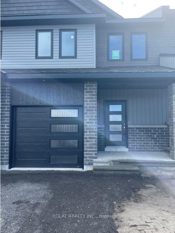 102 Morgan Clouthier Way, Arnprior