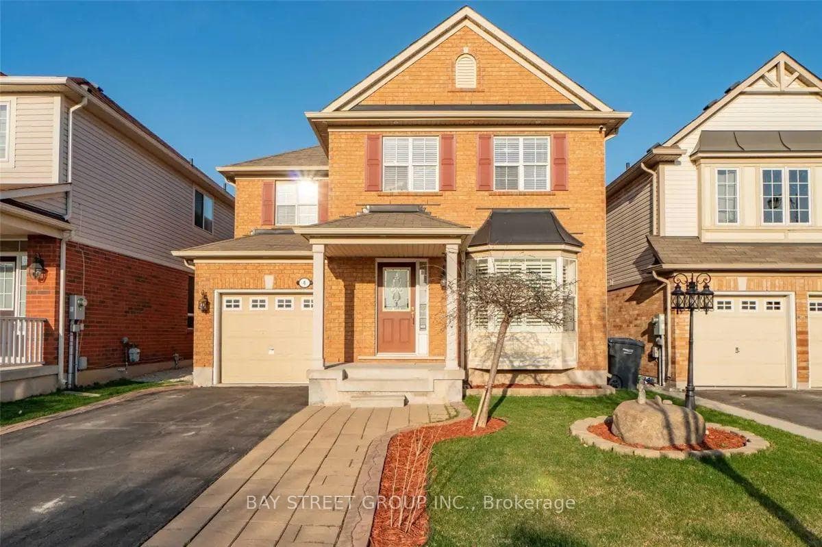 4 Decker Hollow Circle, Brampton, ON L6X 0L1 - Photo 1