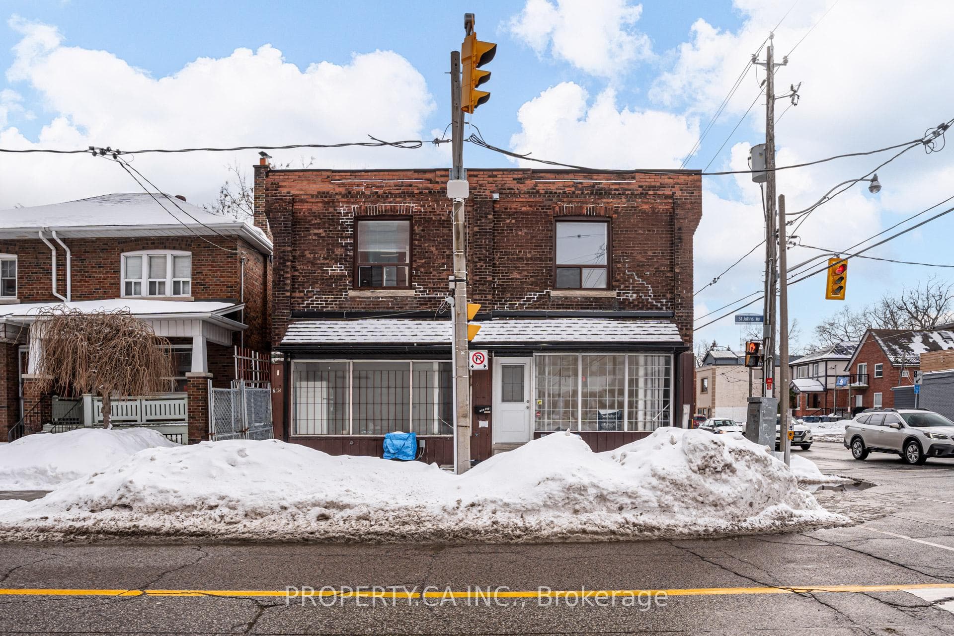 285 St John's Road, Bloor West Village / Swansea, ON M6P 1V3 - Photo 1
