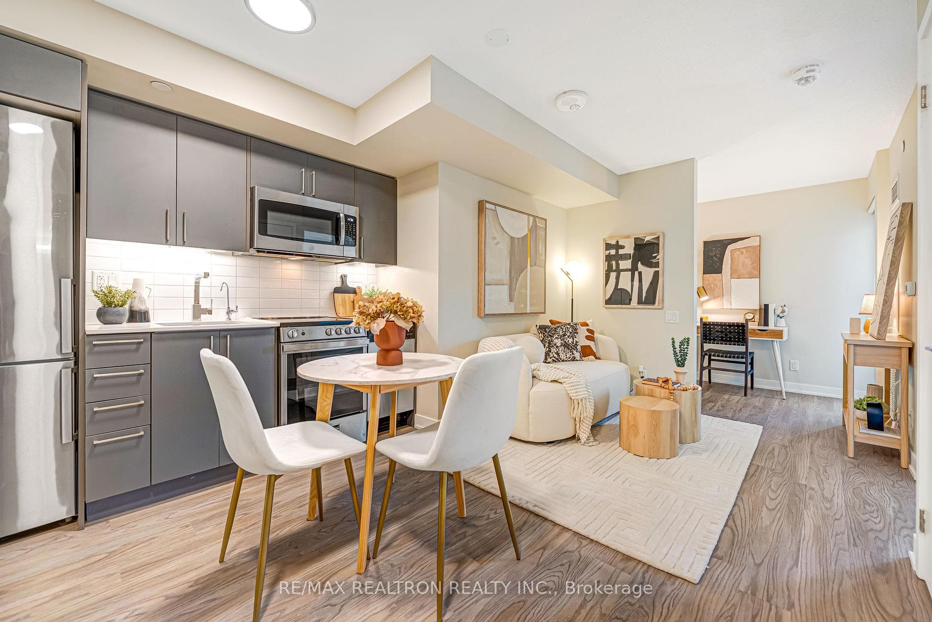 38 Monte Kwinter Court Unit 501, North York (Bathurst Manor / Clanton Park), ON M3H 0E2 - Photo 1