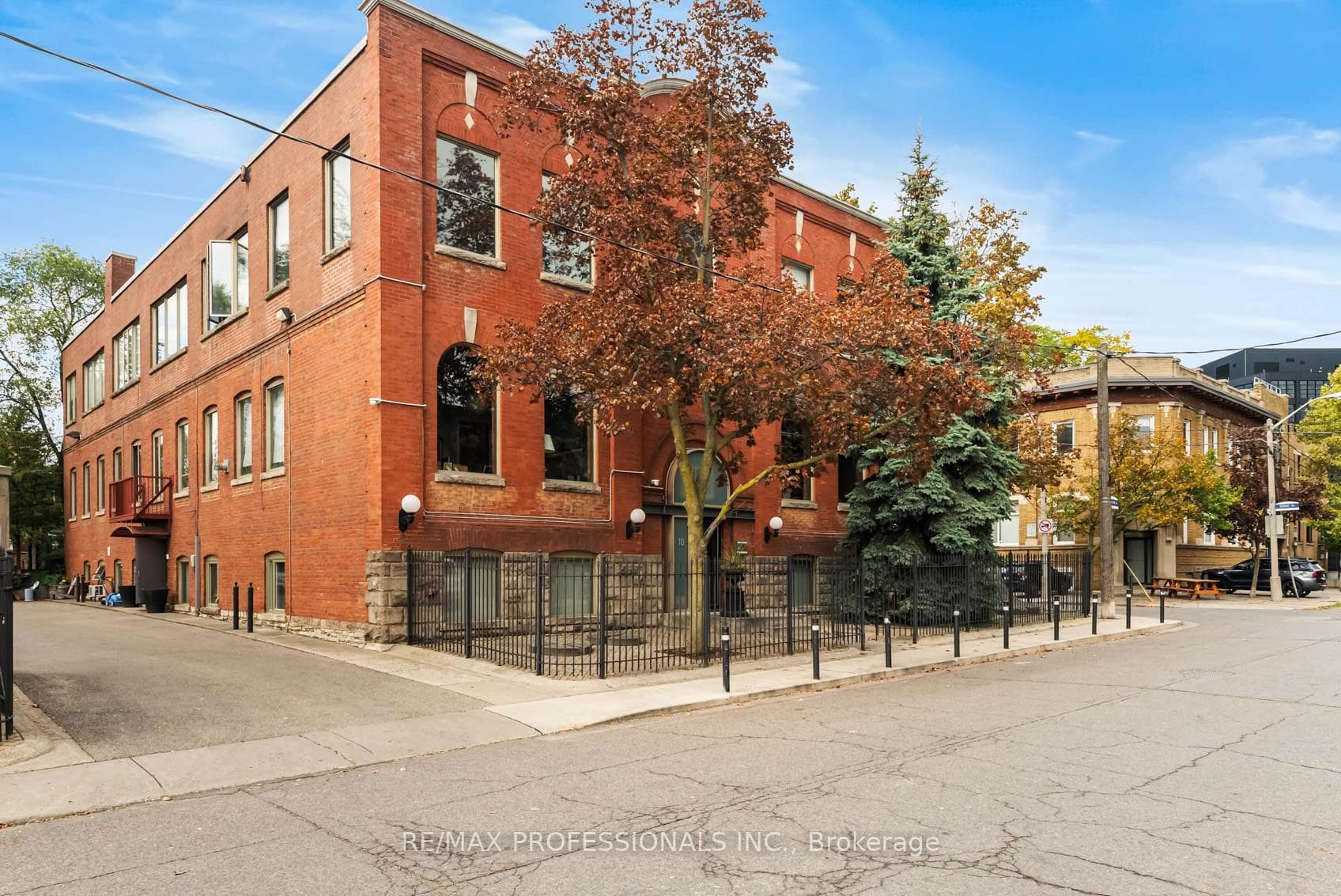 10 Morrow Avenue Unit G3, High Park / Junction / Roncesvalles, ON M6R 2J1 - Photo 1