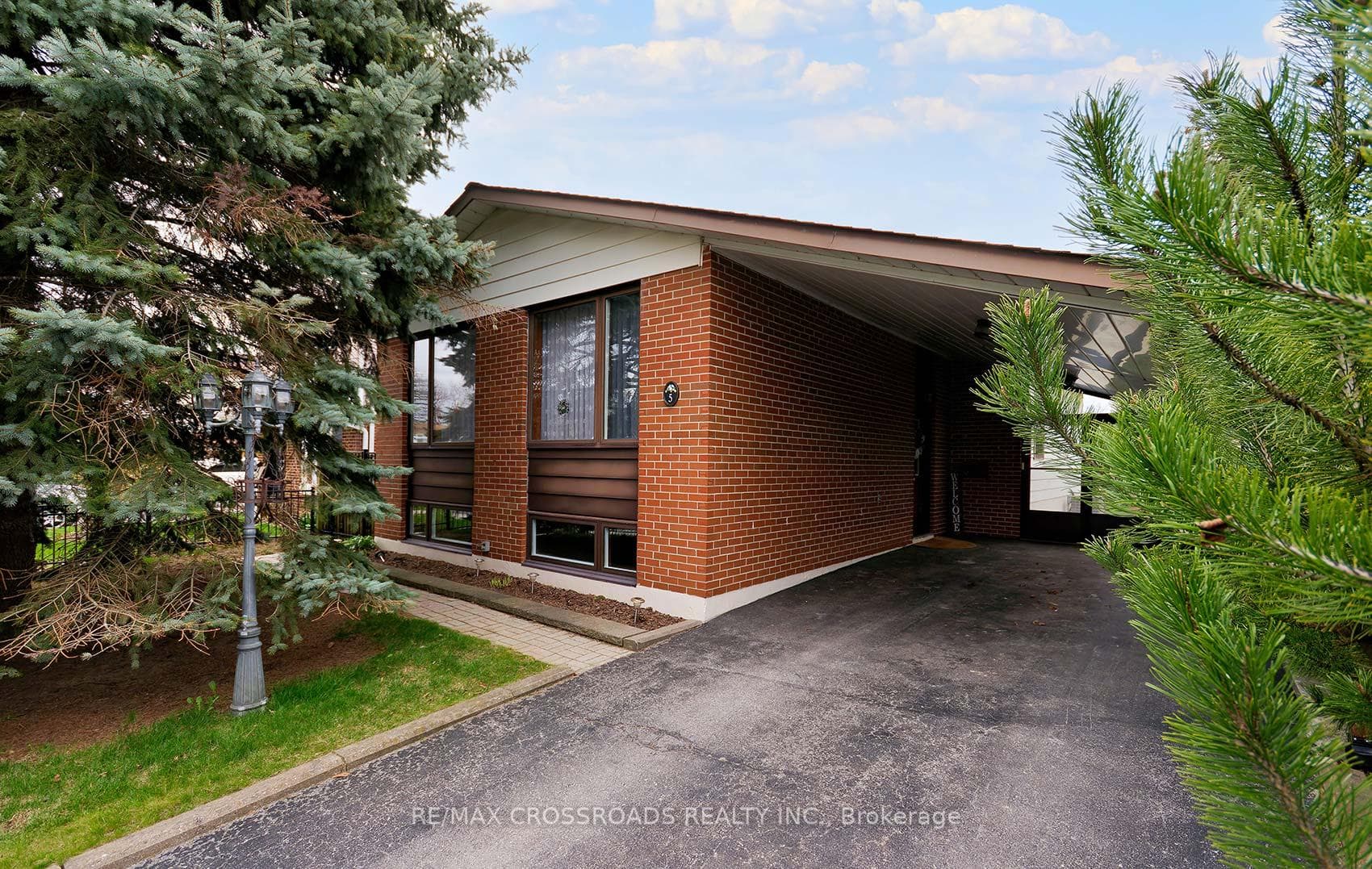 5 Berner Trail, Scarborough (Morningside / West Hill), ON M1B 1A8 - Photo 1