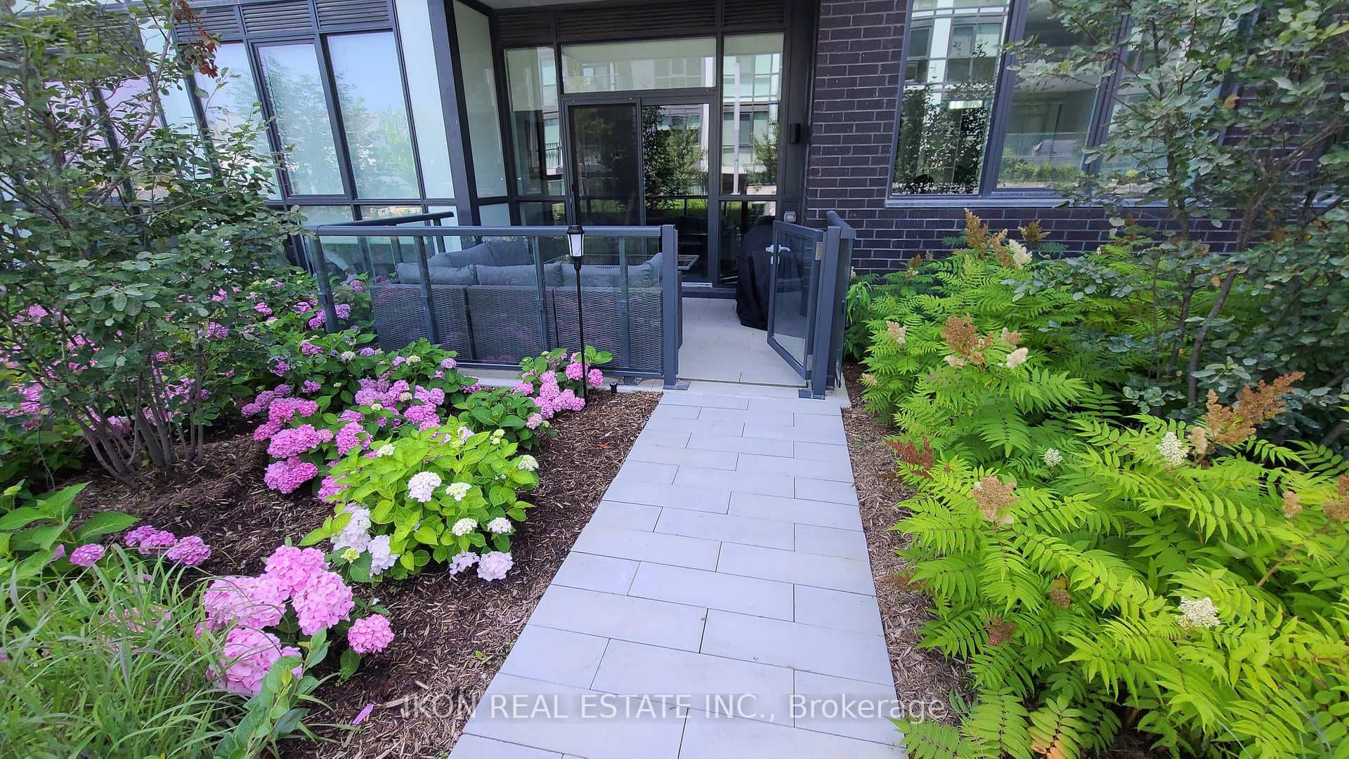 415 Sea Ray Avenue Unit G16, Innisfil, ON L9S 0R5 - Photo 1