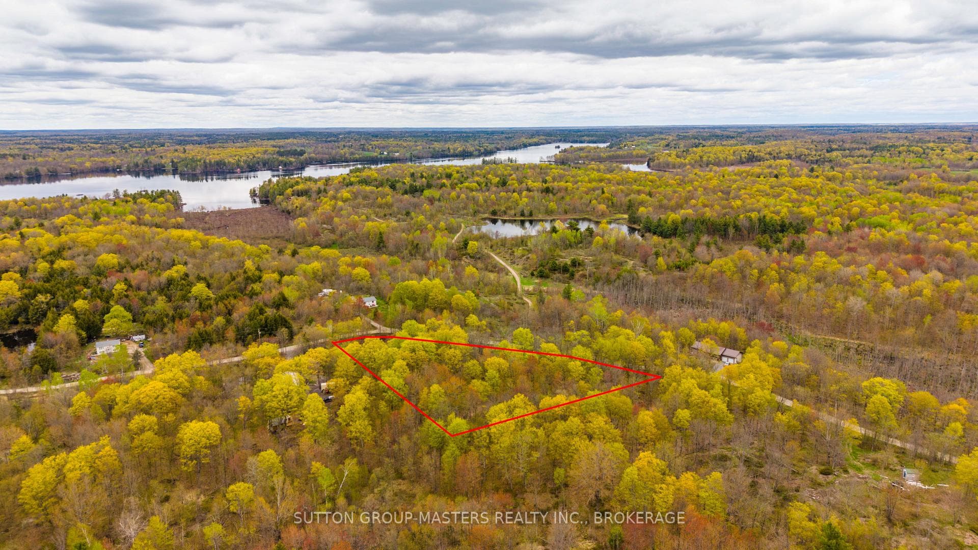 1147A Cronk Road, Frontenac
