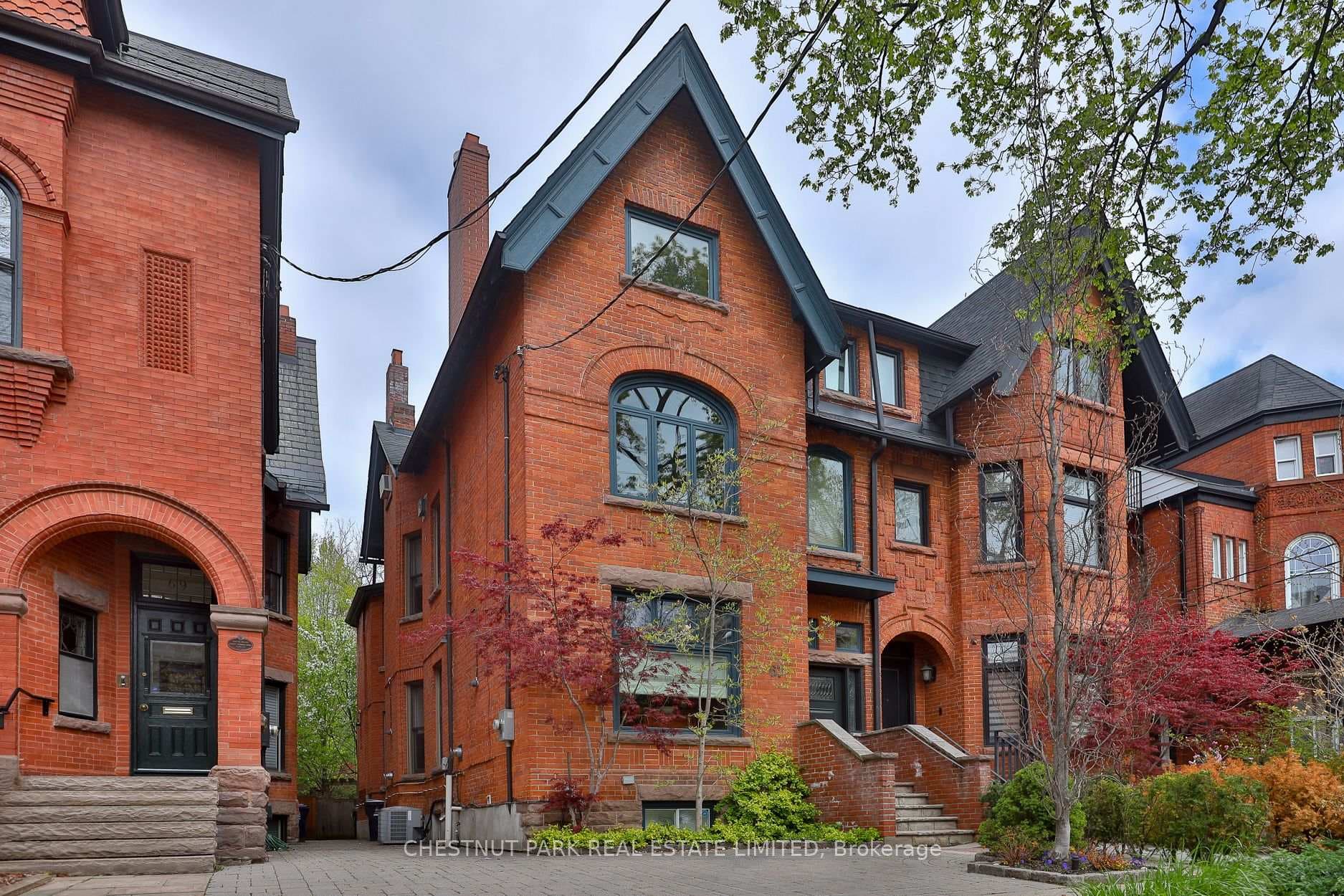 67 Madison Avenue, Annex / Yorkville / Summerhill, ON M5R 2S3 - Photo 1