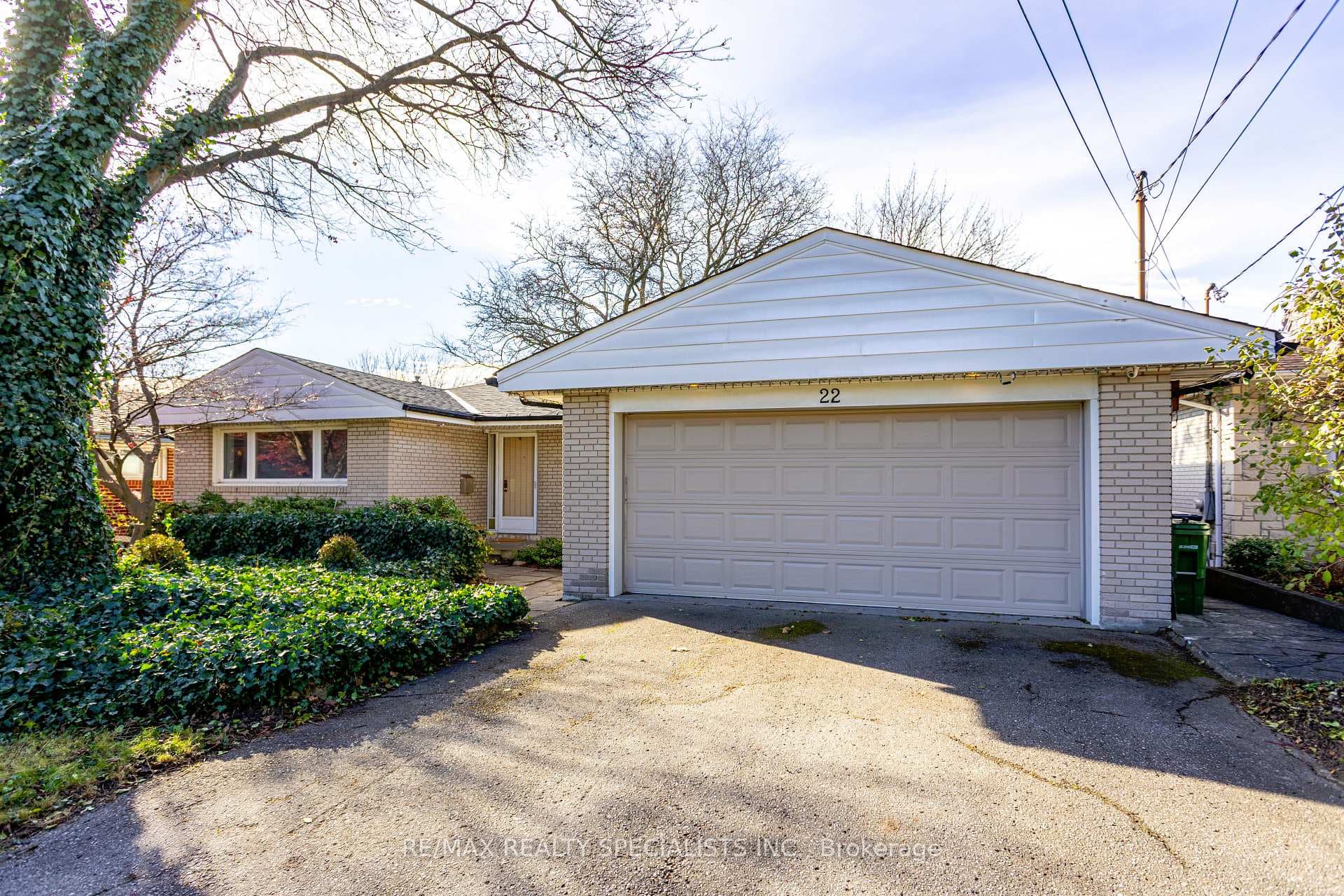 22 Heathview Avenue, Hillcrest Village / Bayview Village, ON M2K 2C1 - Photo 1