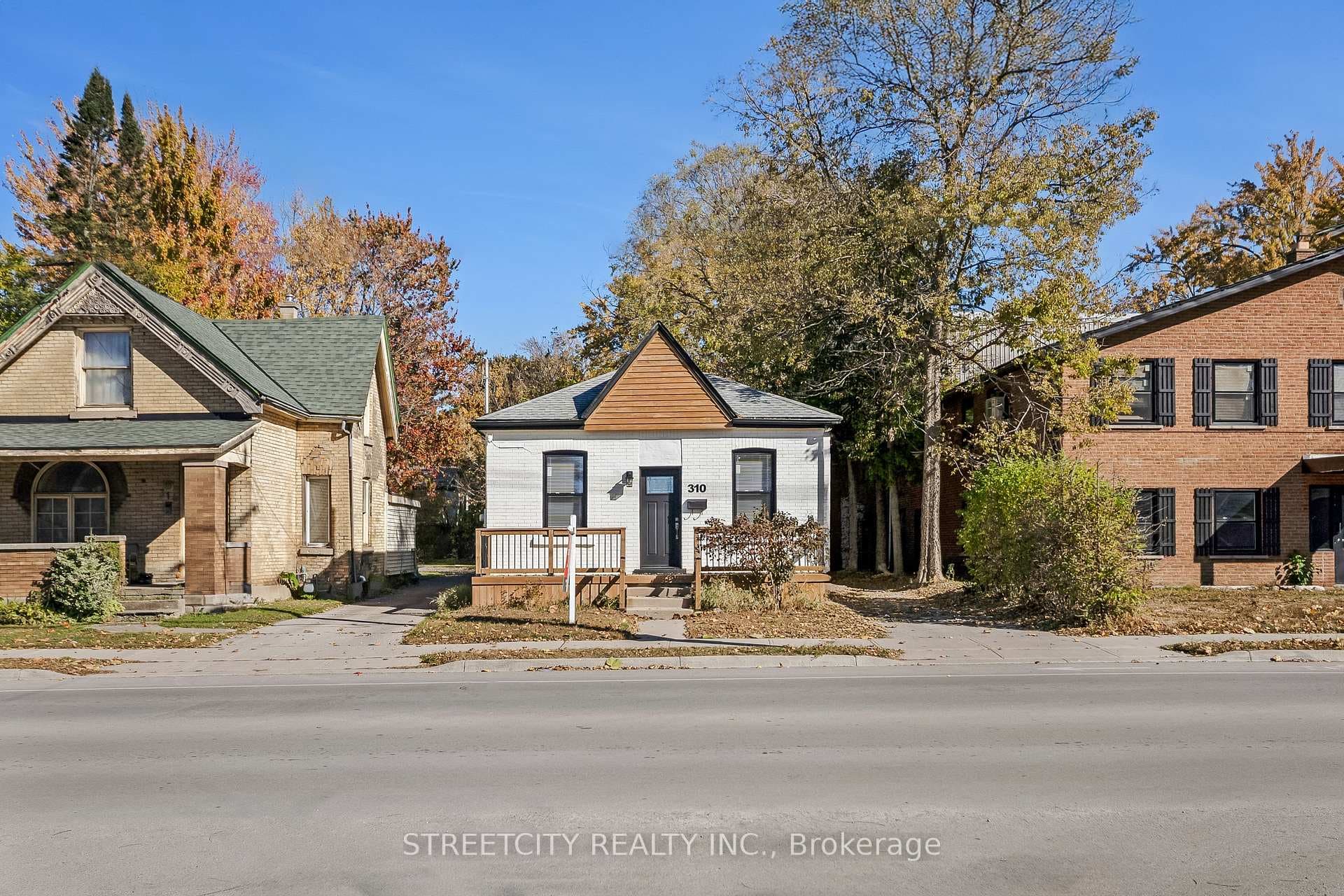 310 Egerton Street, London East, ON N5Z 2G7 - Photo 1