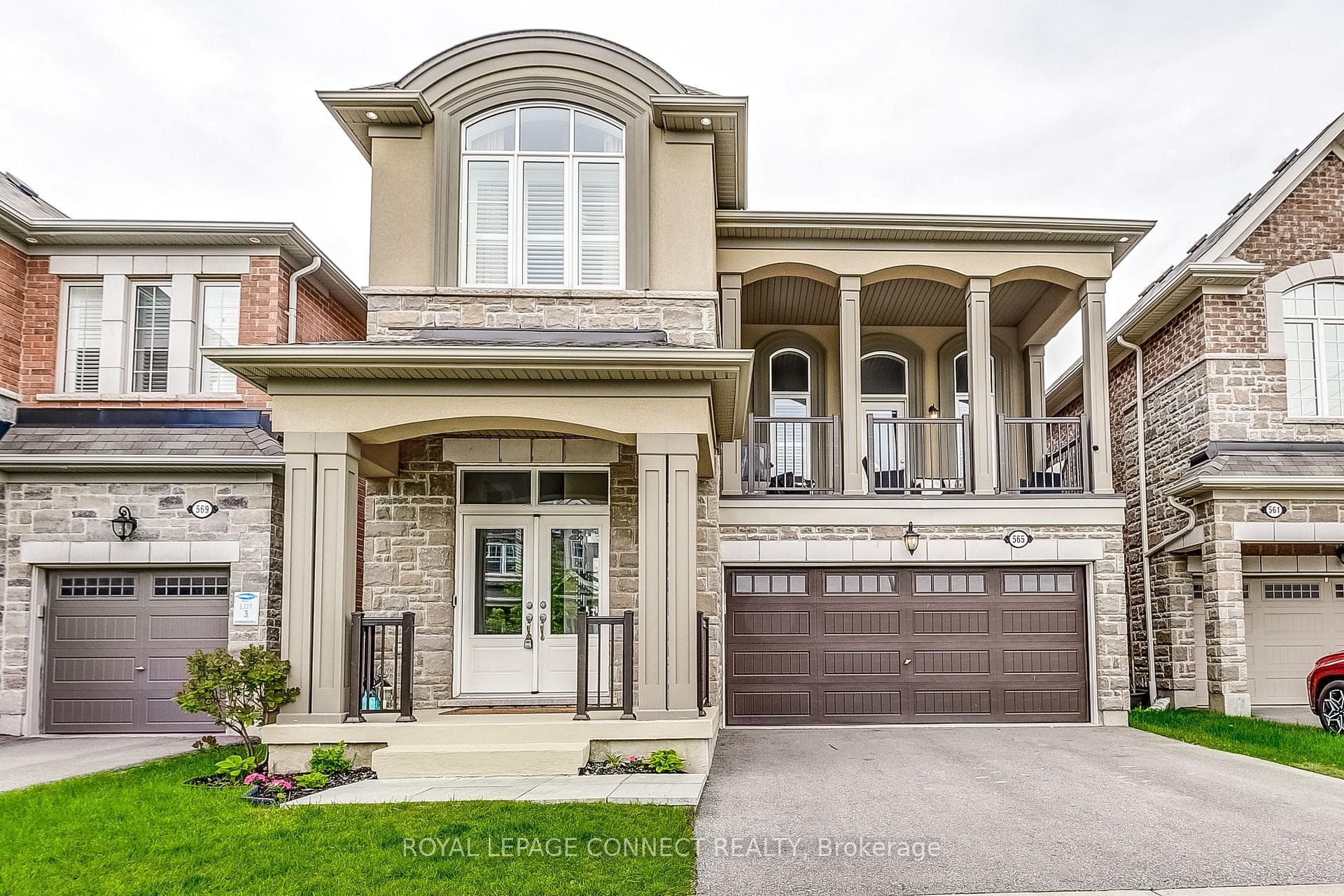 565 Juneberry Court, Milton