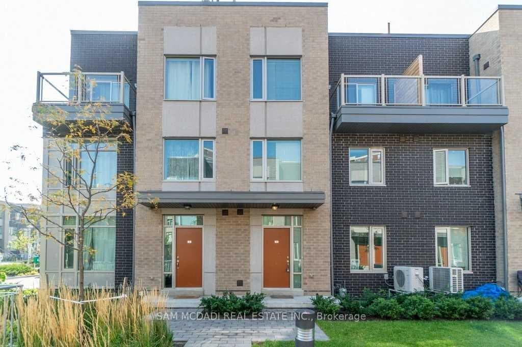 22 Applewood Lane Unit 33, Etobicoke (Islington / Rexdale), ON M9C 2Z7 - Photo 1