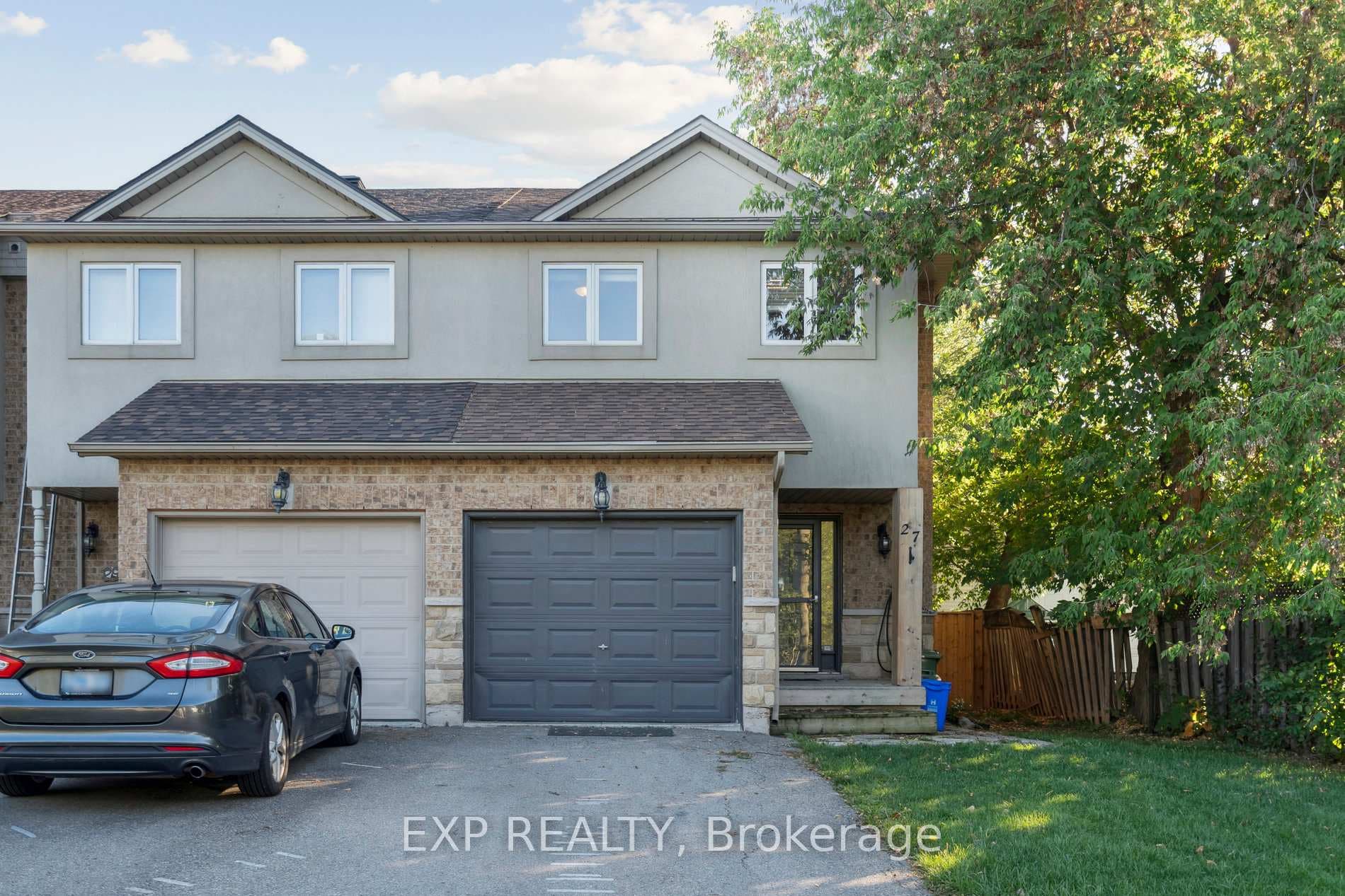 27 Pettit Street, Hamilton, ON L8E 5V7 - Photo 1
