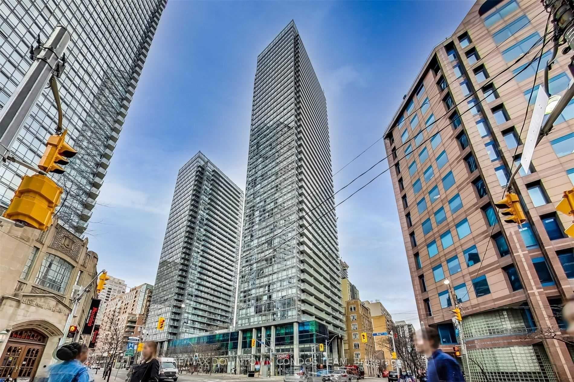 38 Grenville Street Unit 1503, Toronto C01
