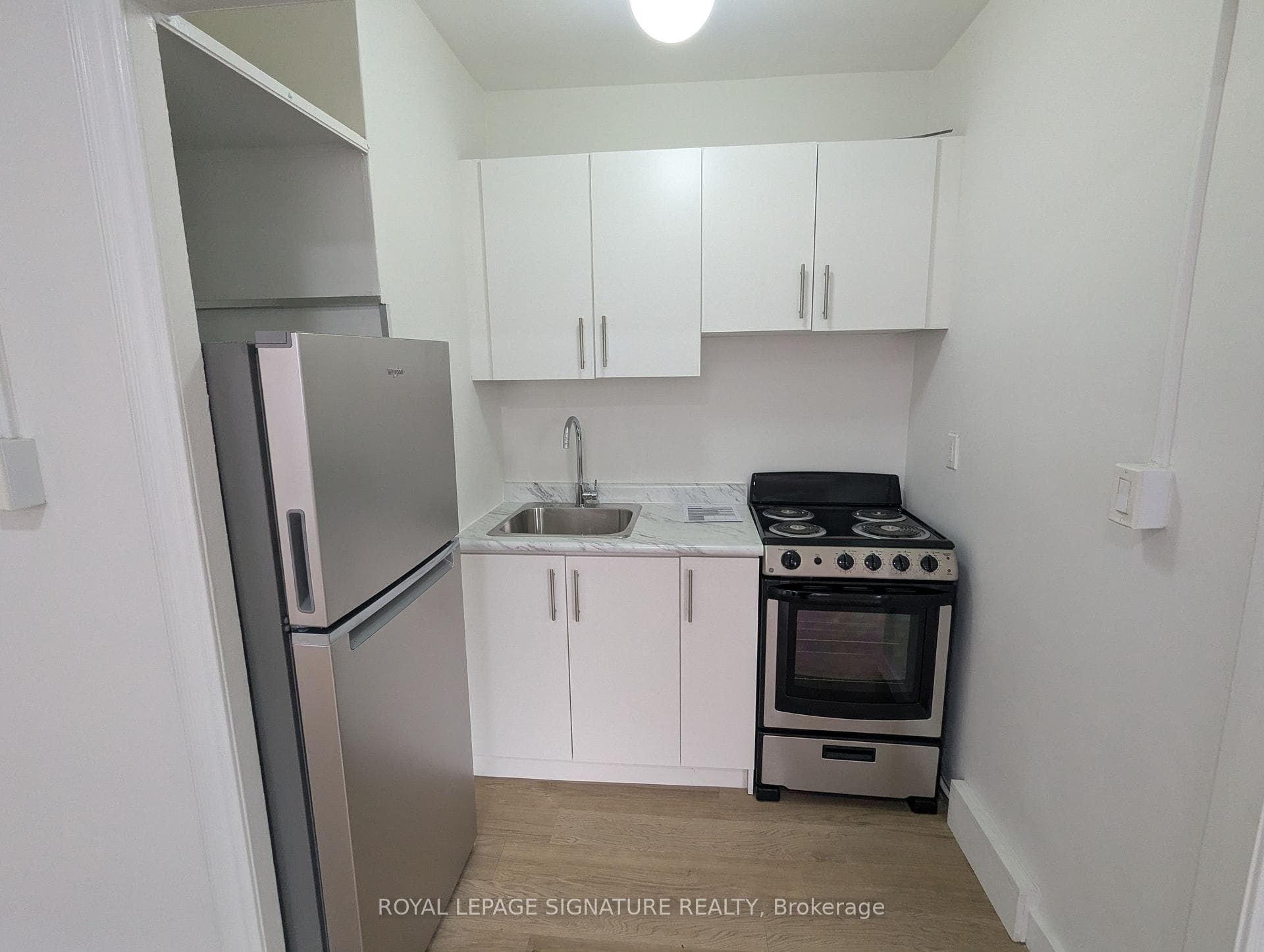 44 Balliol Street Unit 19, Leaside / Davisville, ON M4S 1C1 - Photo 1