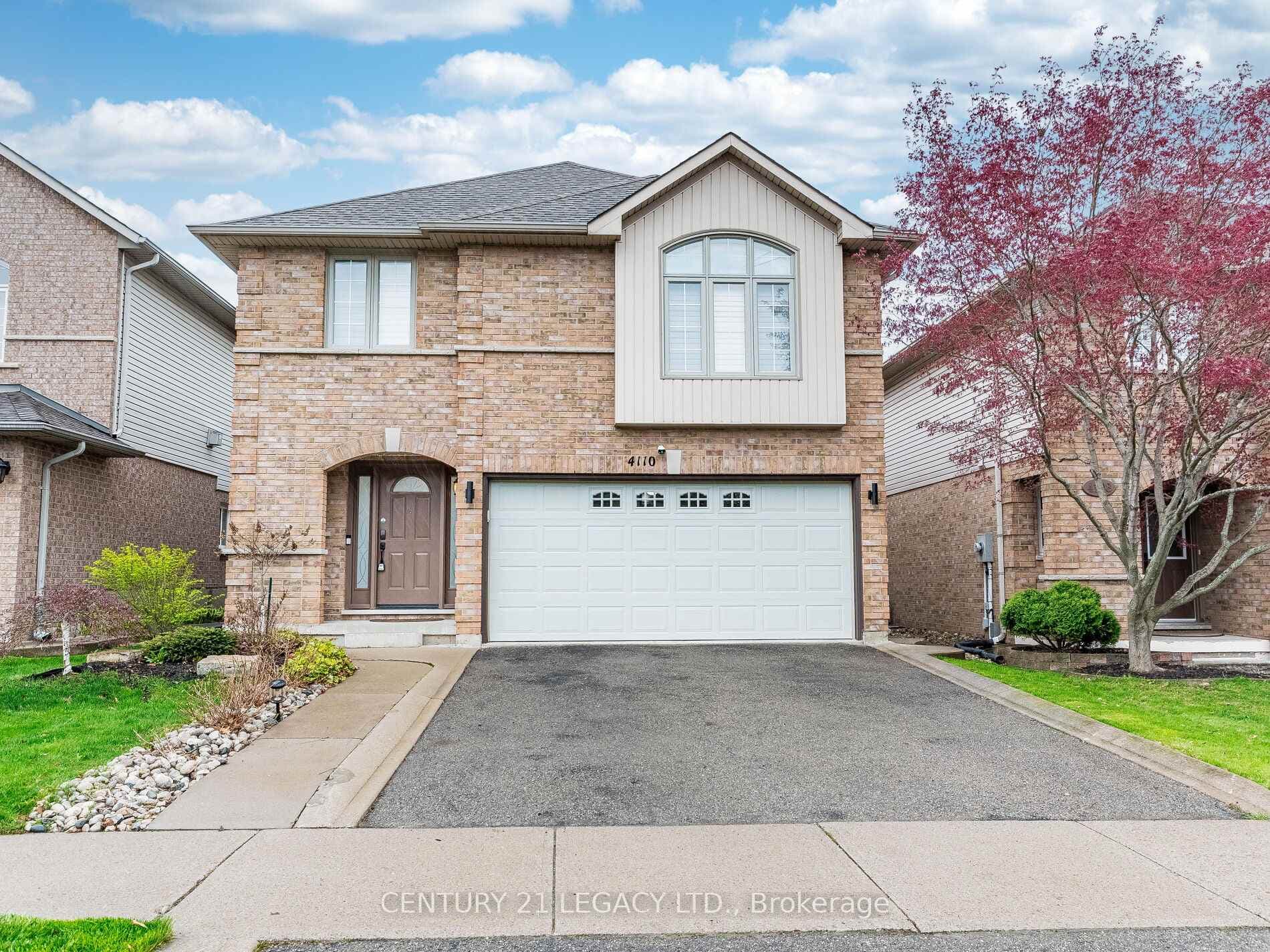 4110 Forest Run Avenue, Burlington, ON L7M 4L7 - Photo 1