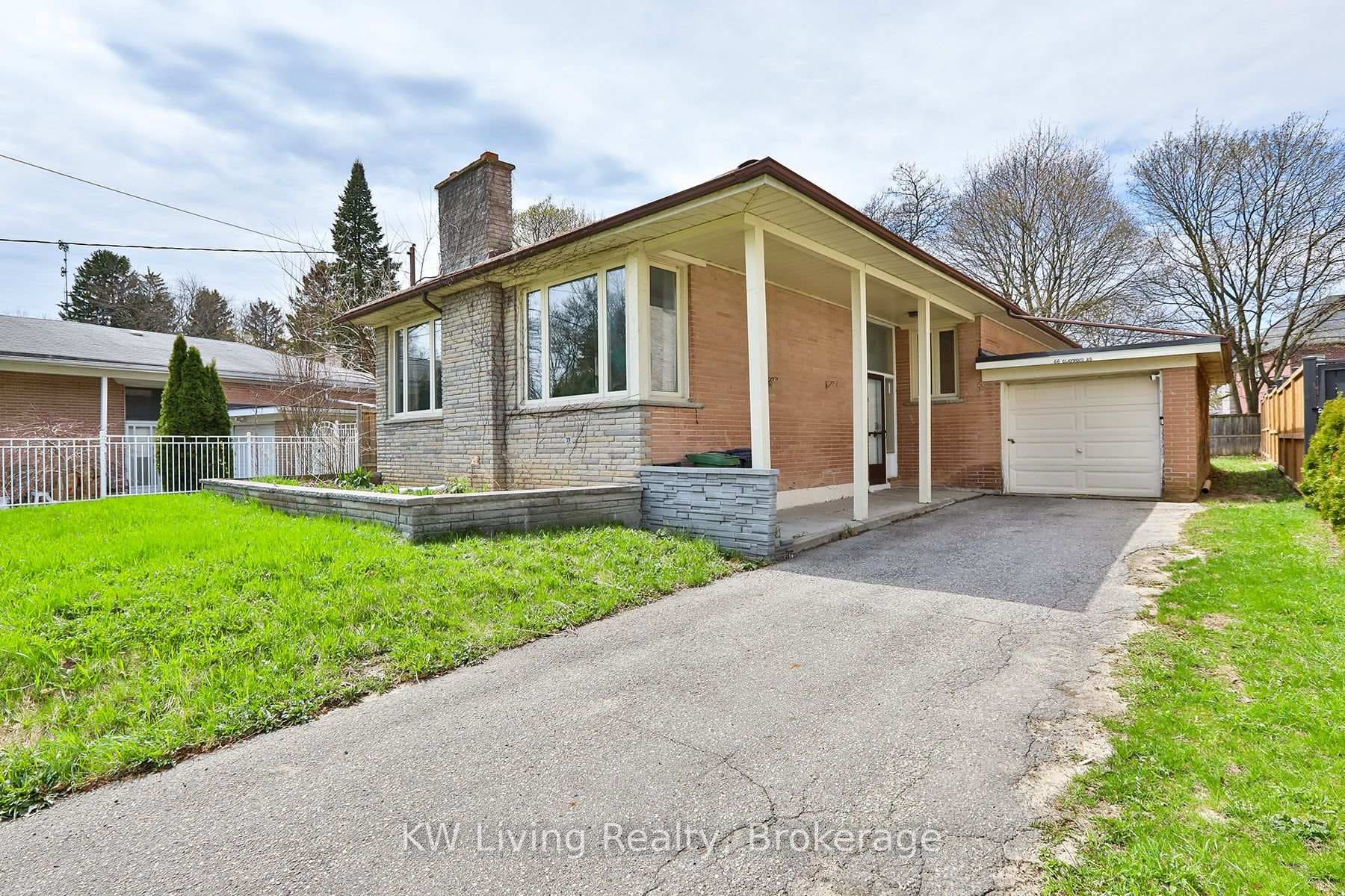 66 Claywood Road, Thornhill / Willowdale, ON M2N 2R2 - Photo 1