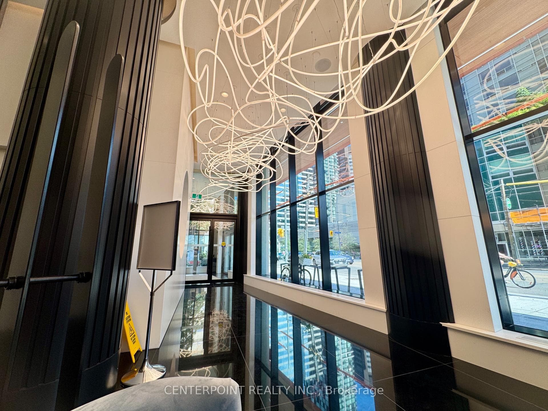 280 Dundas Street Unit 1008, Toronto C01