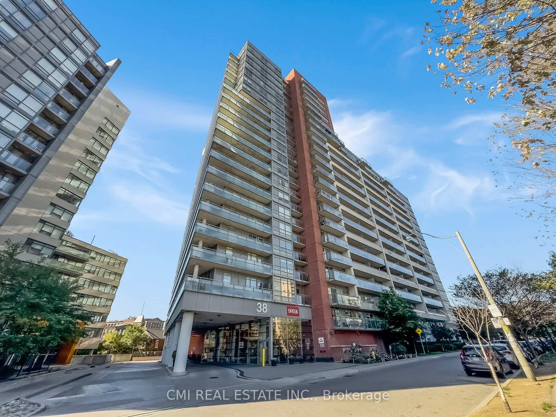 38 Joe Shuster Way Unit 725, High Park / Junction / Roncesvalles, ON M6K 0A5 - Photo 1