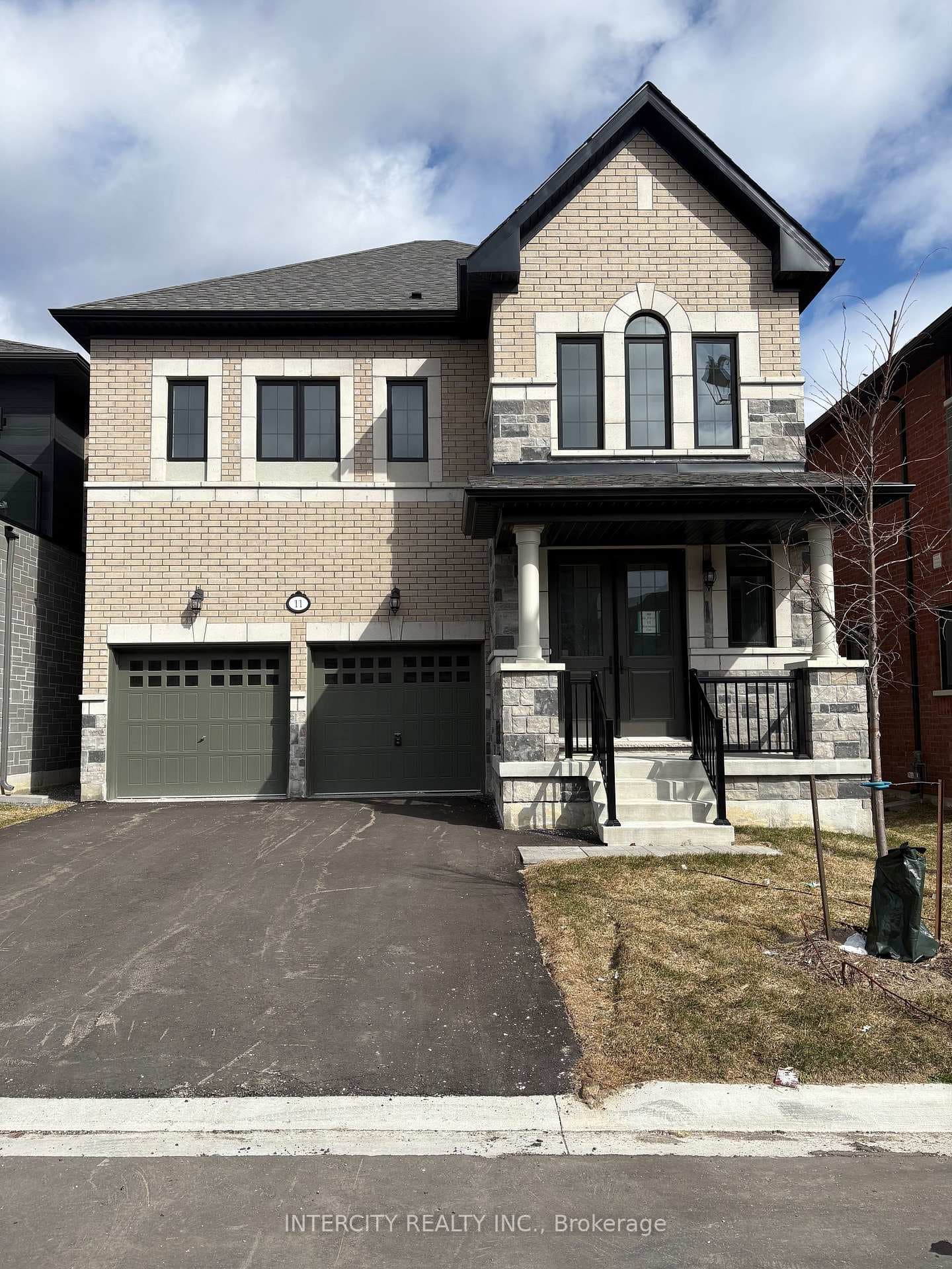 11 Keyworth Crescent, Brampton, ON L6R 4E9 - Photo 1