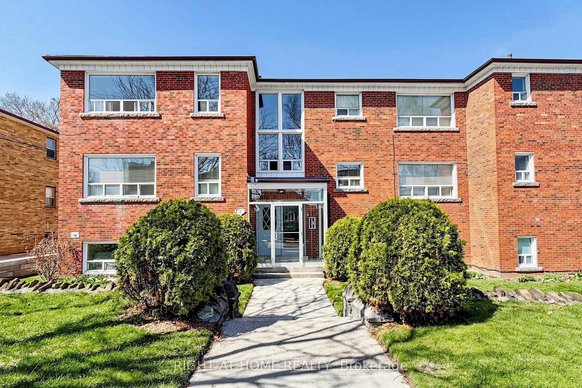 10 Wadsworth Avenue Unit 4, York / Weston, ON M9N 2G2 - Photo 1