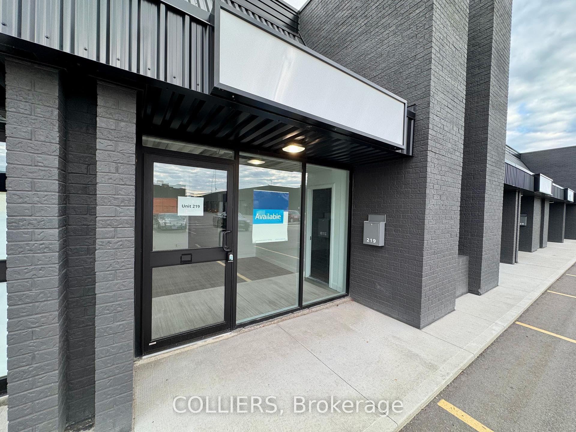 2600 John Street Unit 219, Markham, ON L3R 3W3 - Photo 1